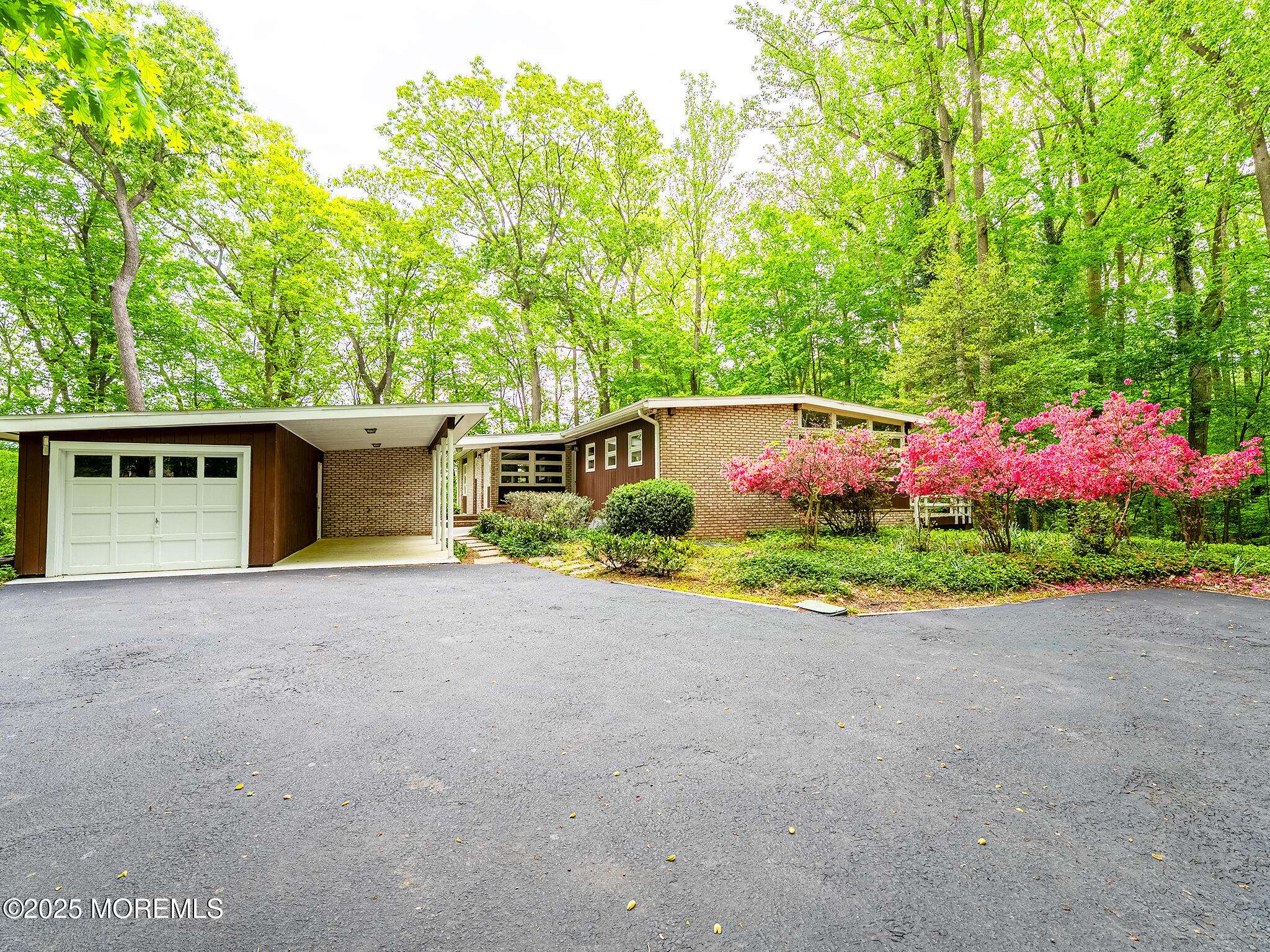 Colts Neck, NJ 07722,1152 State Route 34