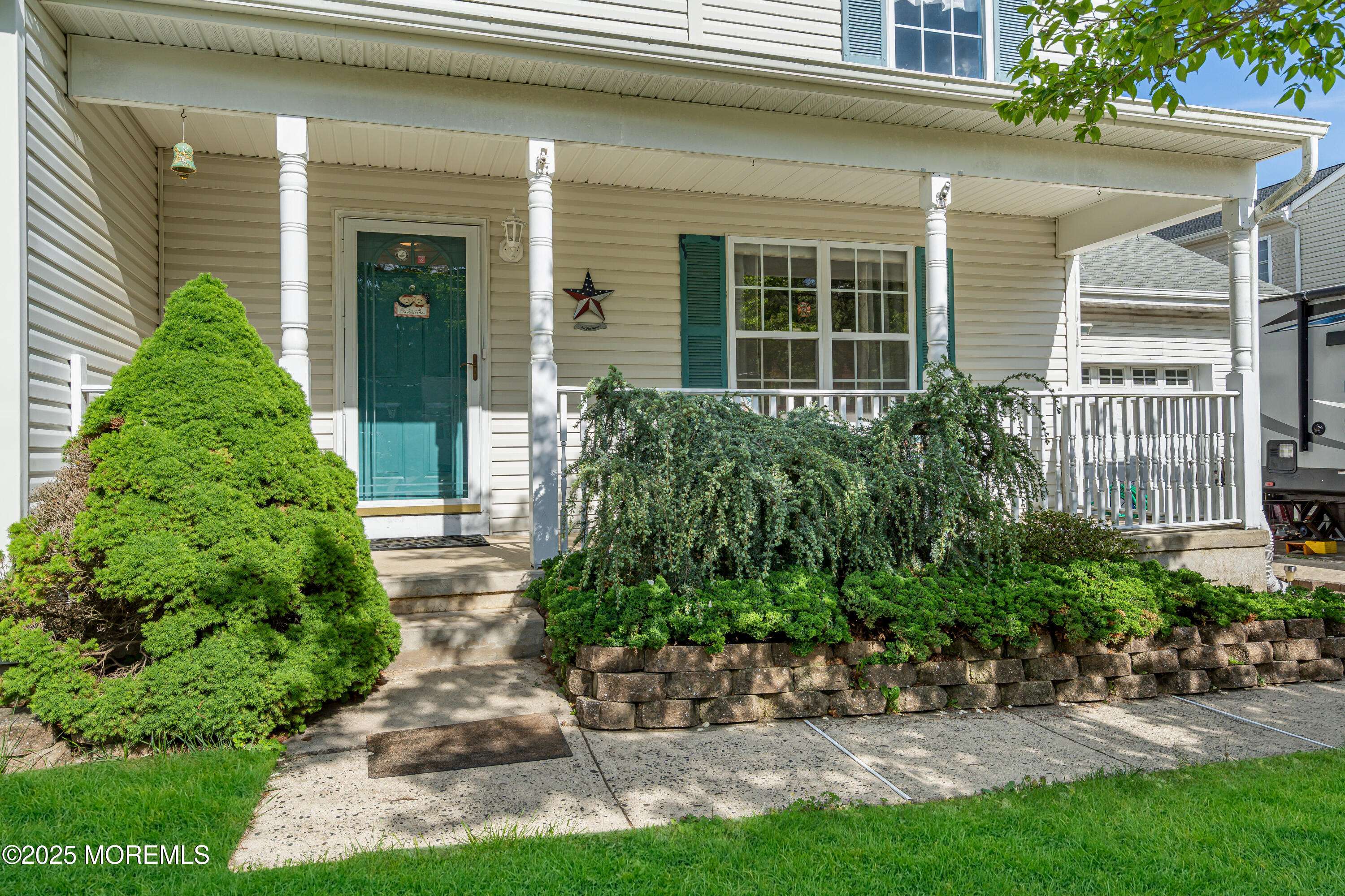 Lanoka Harbor, NJ 08734,821 Bunnell Street