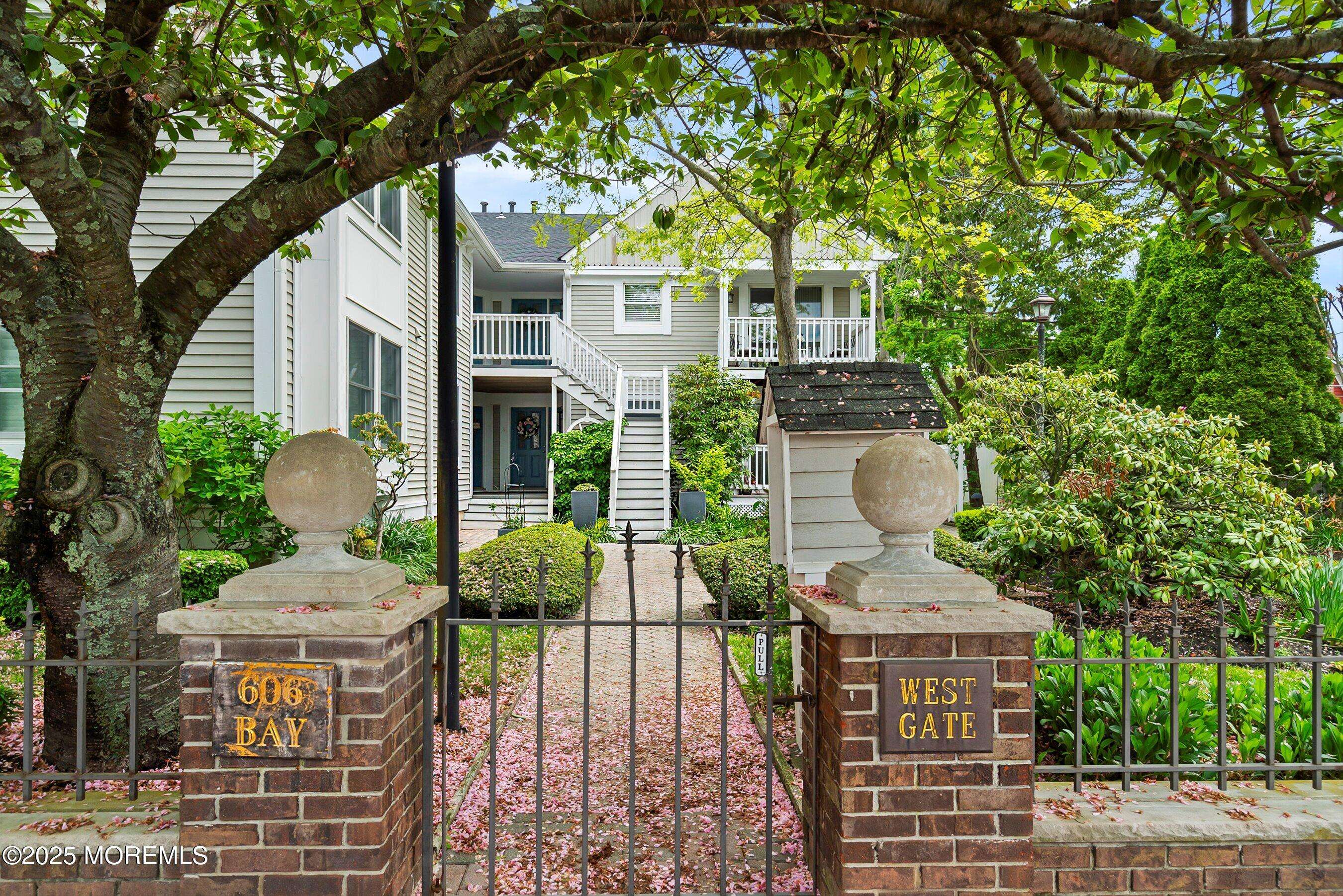 Point Pleasant Beach, NJ 08742,606 Bay Avenue #5