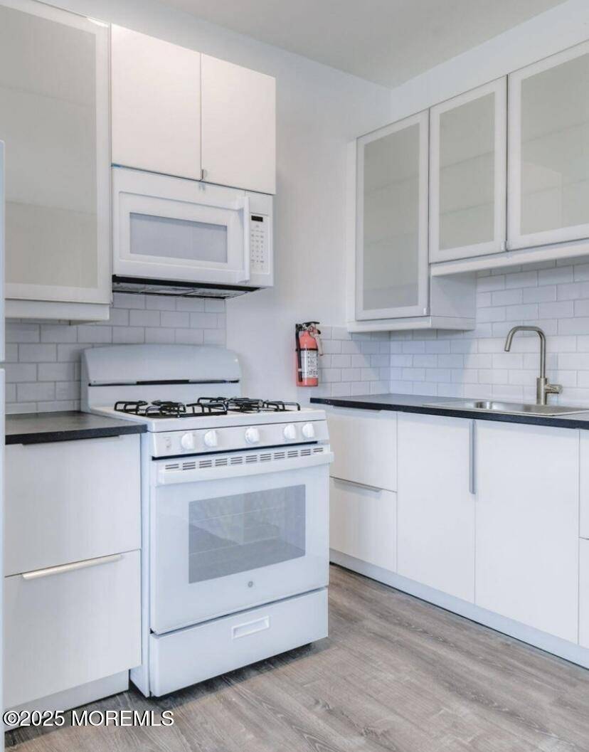 Bradley Beach, NJ 07720,109 Mccabe Avenue #104