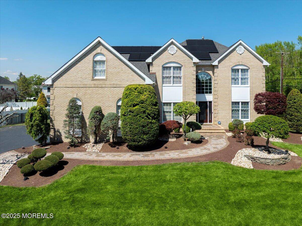 Farmingdale, NJ 07727,2 Shore Oaks Drive