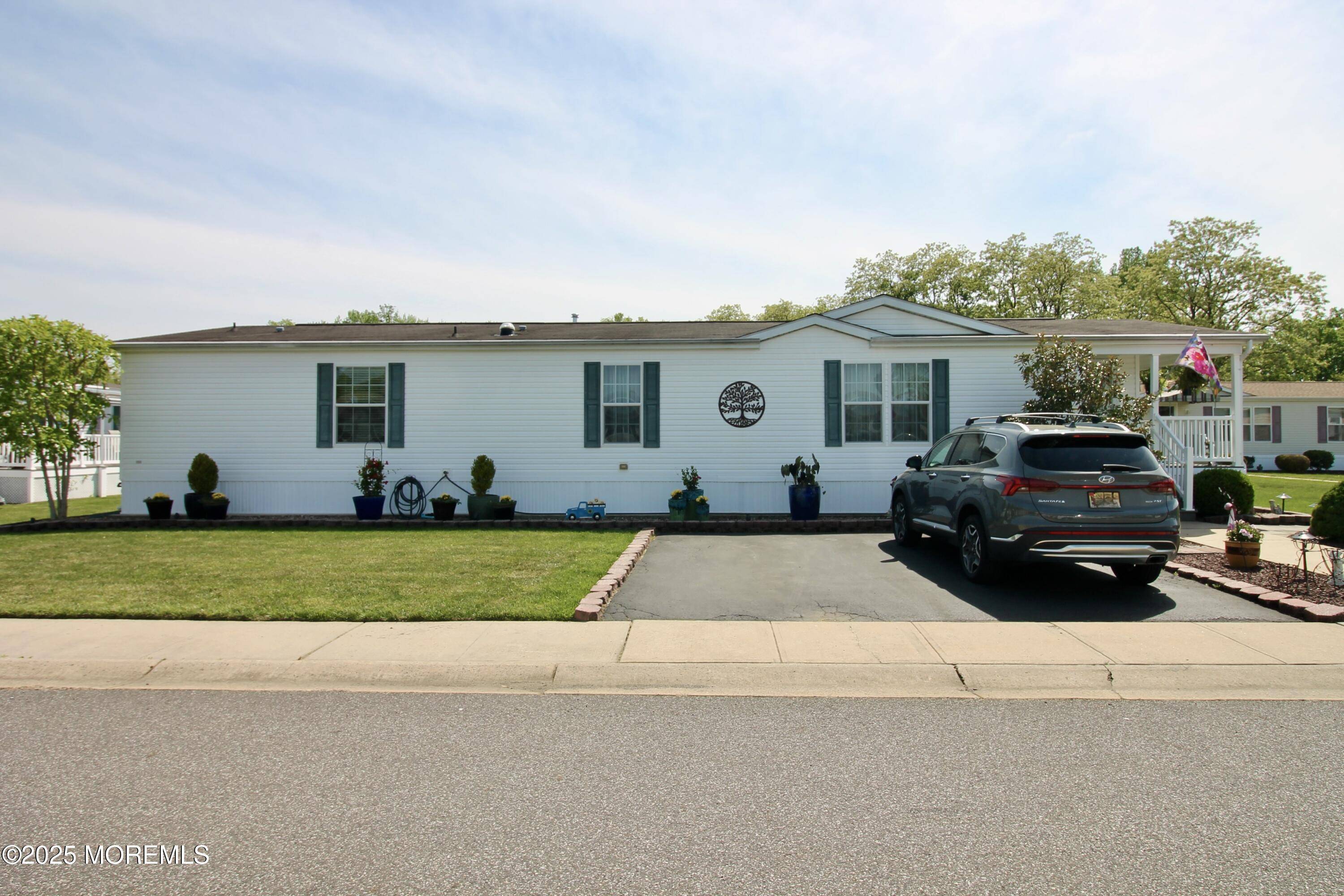 Freehold, NJ 07728,397 Finch Way