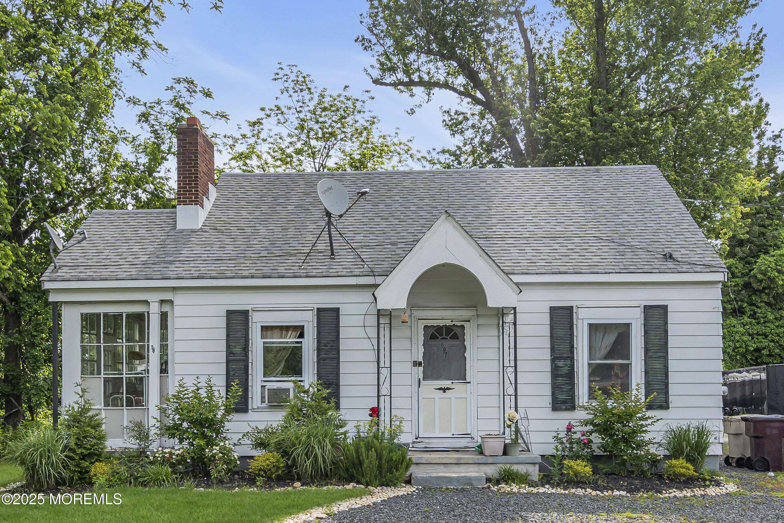 Bayville, NJ 08721,597 Route 9