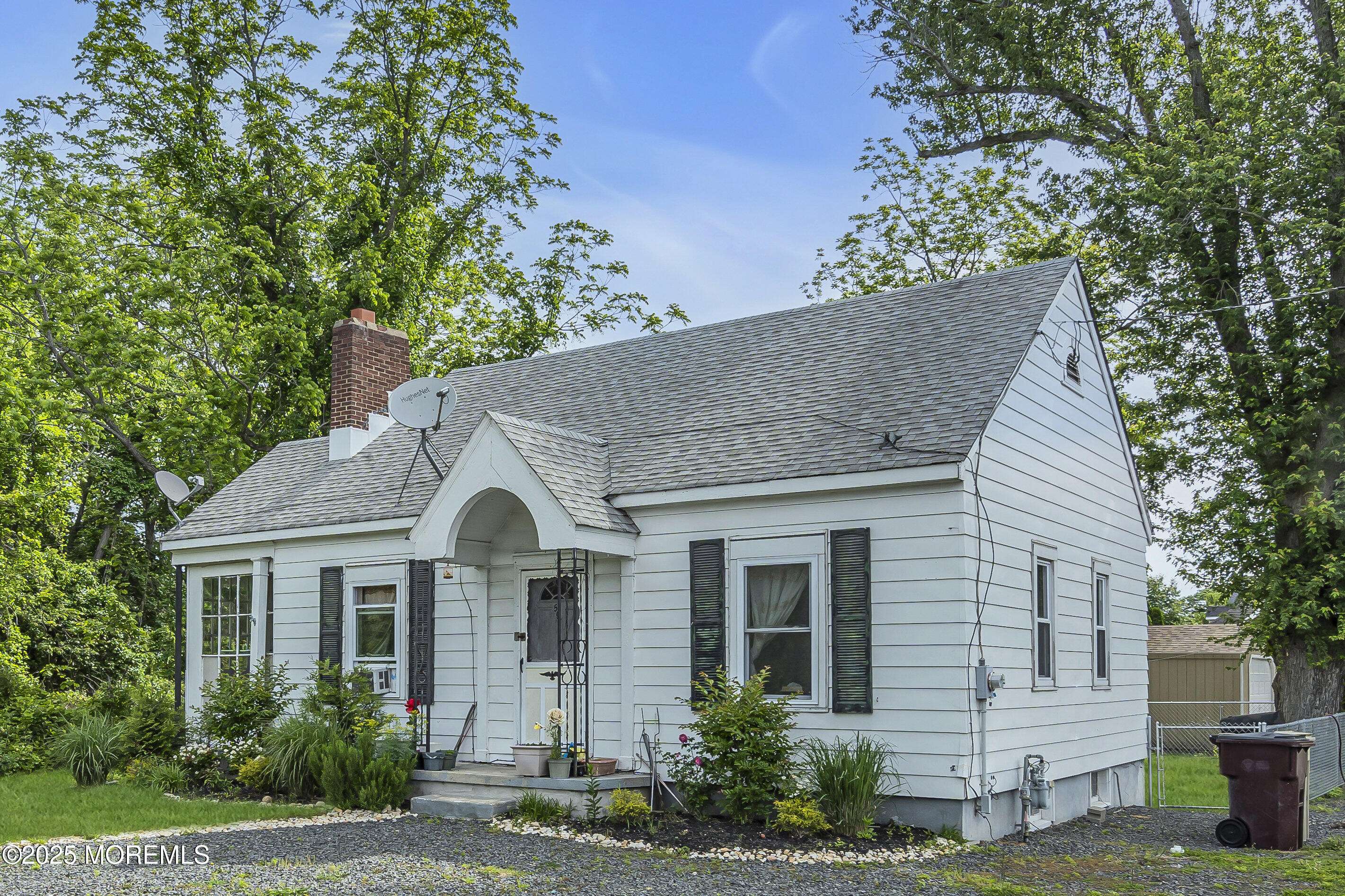 Bayville, NJ 08721,597 Route 9
