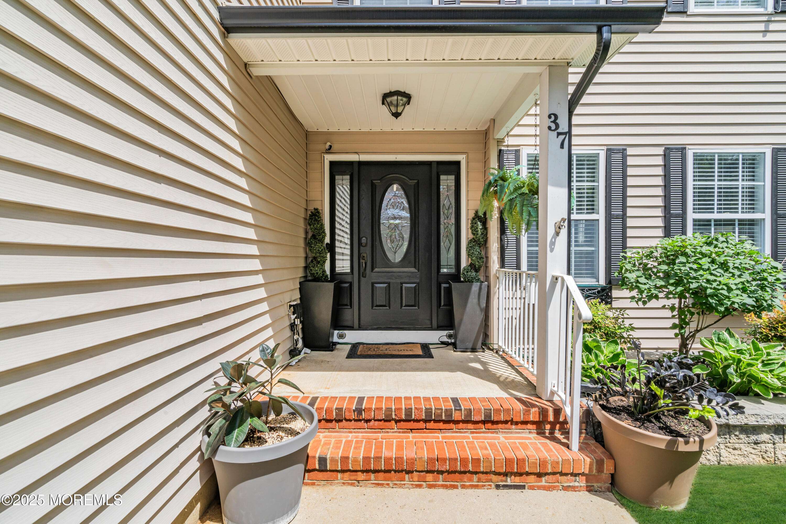 Old Bridge, NJ 08857,37 Helene Street