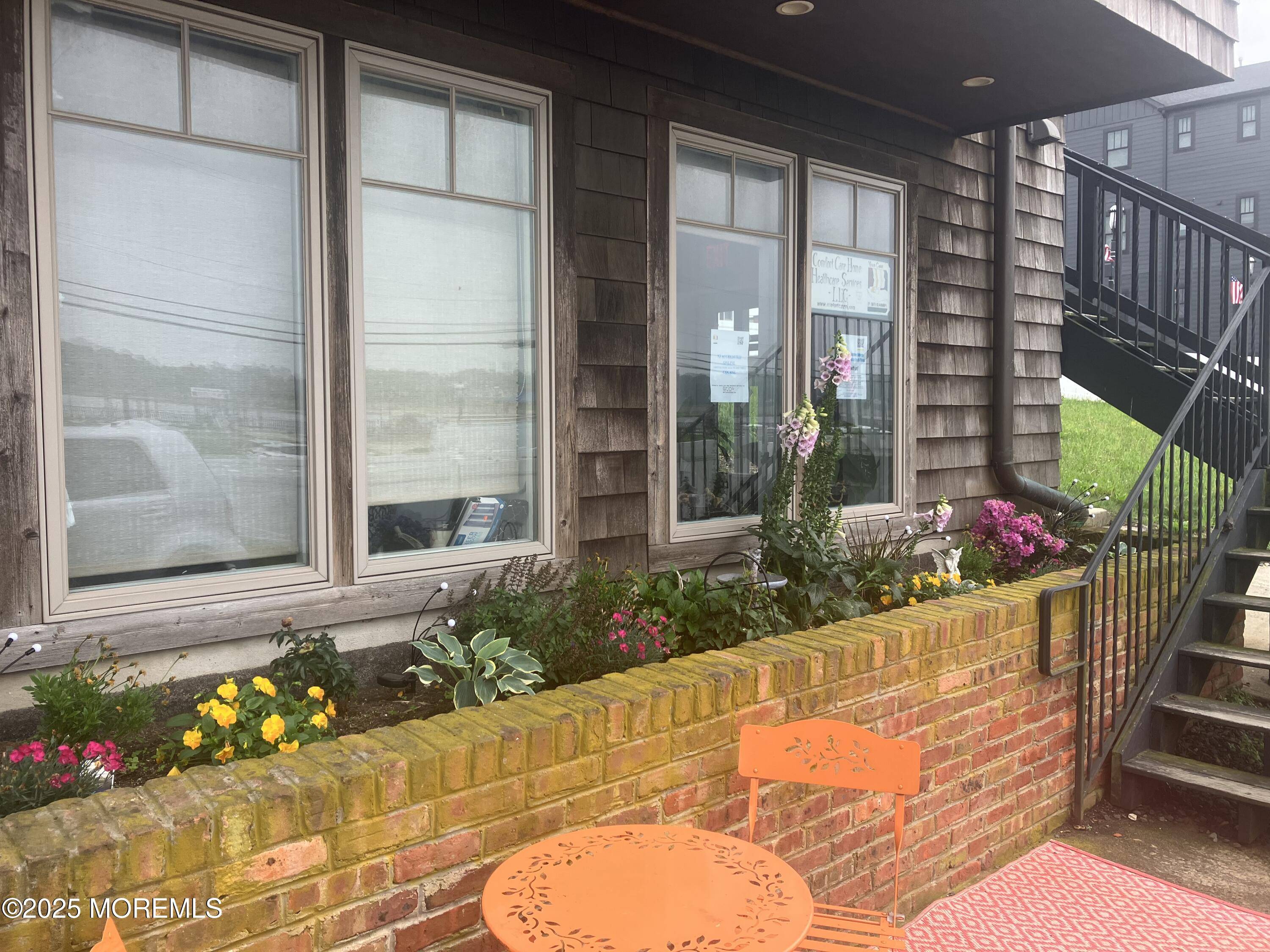 Keyport, NJ 07735,39 W Front Street