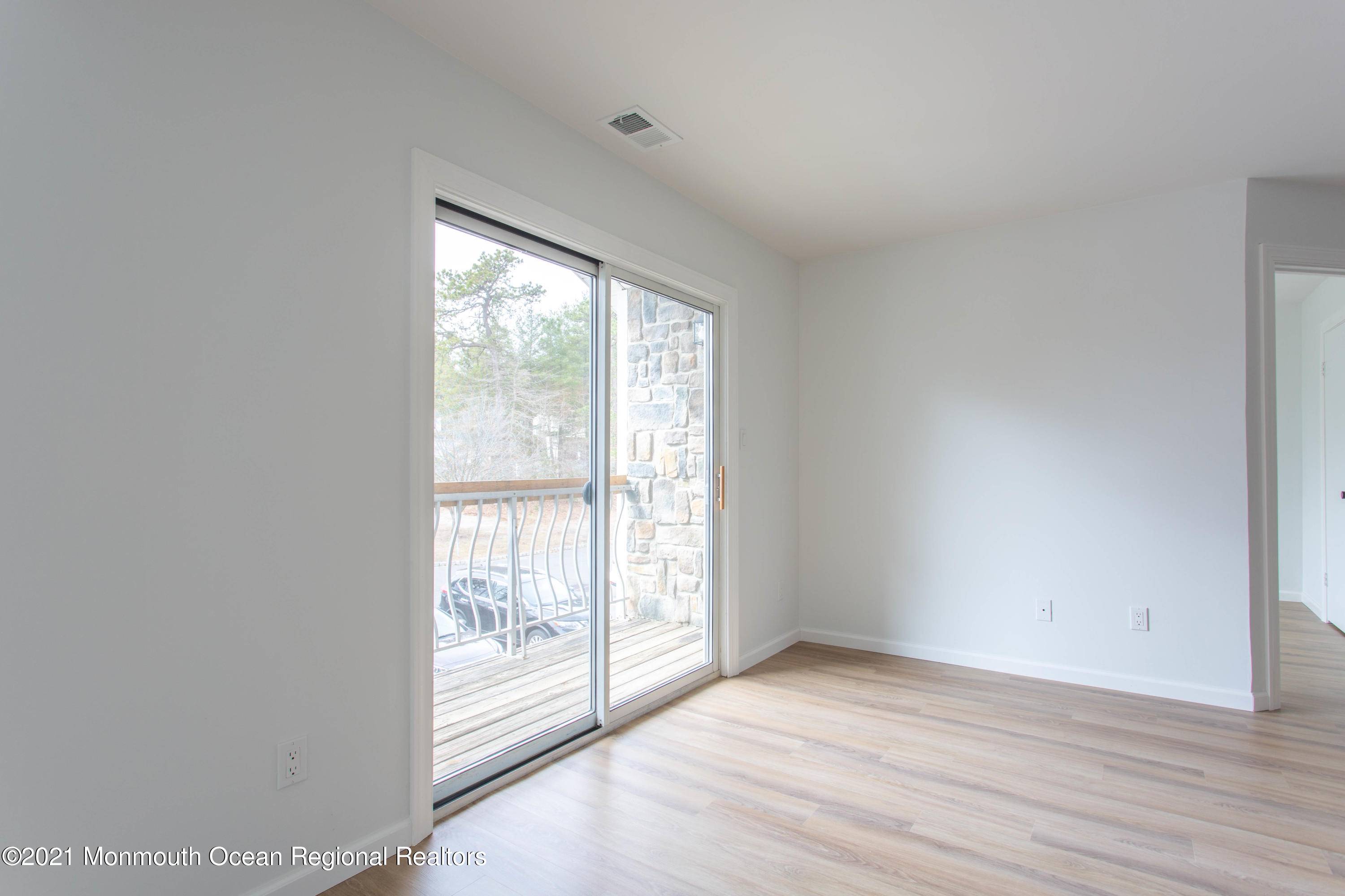 Tinton Falls, NJ 07753,79 Diane Drive