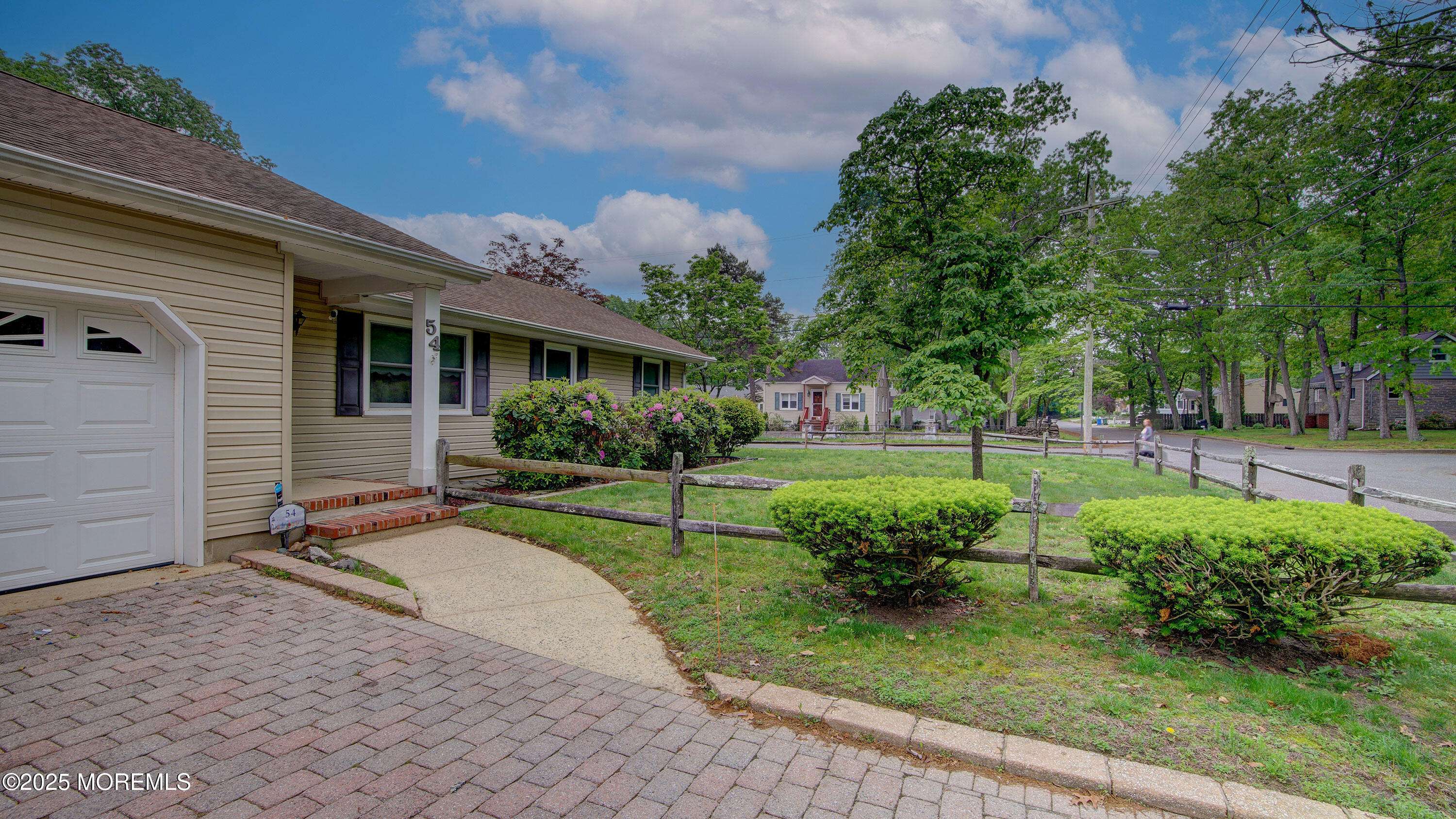 Eatontown, NJ 07724,54 Paul Avenue