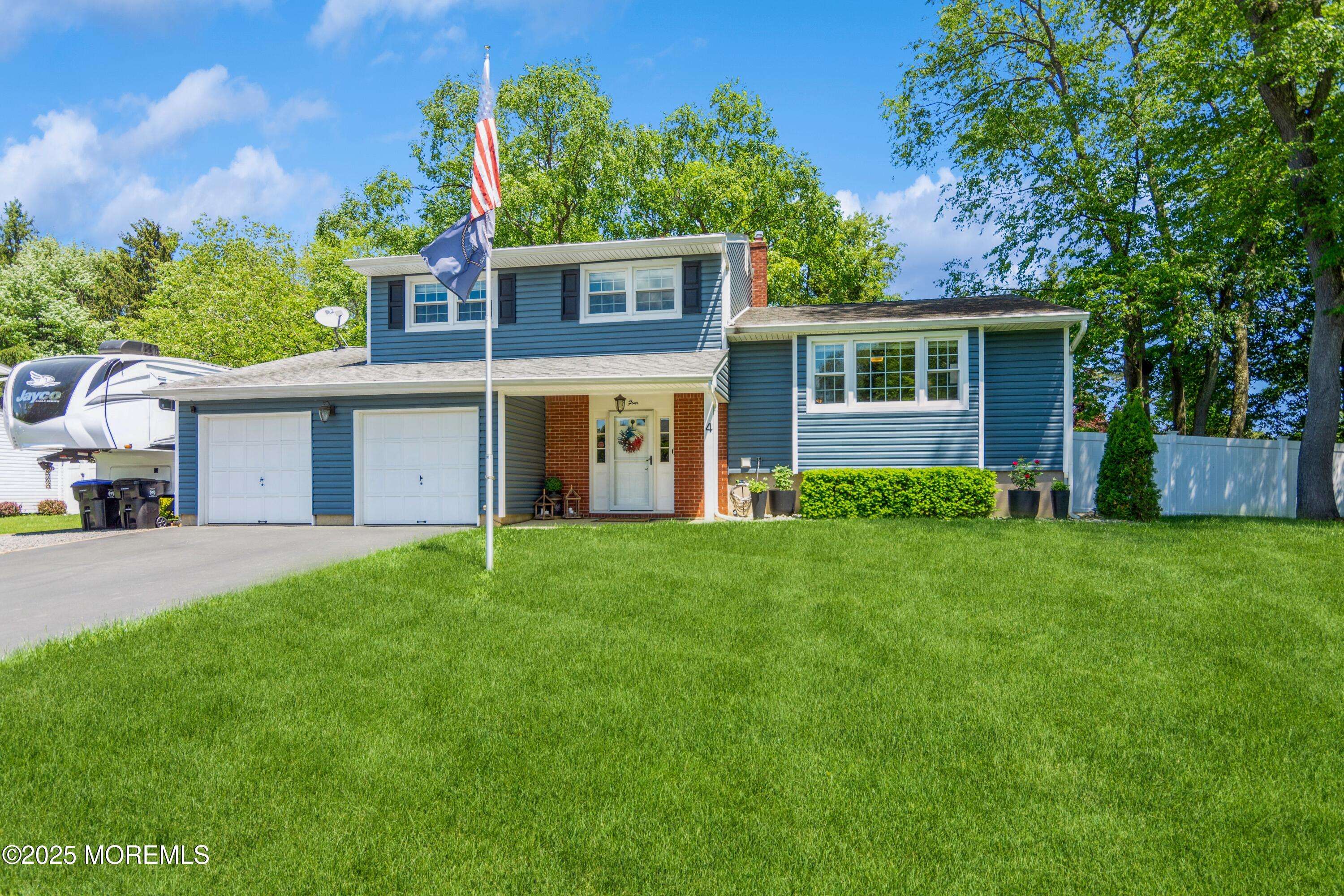 East Brunswick, NJ 08816,4 Wedgewood Court