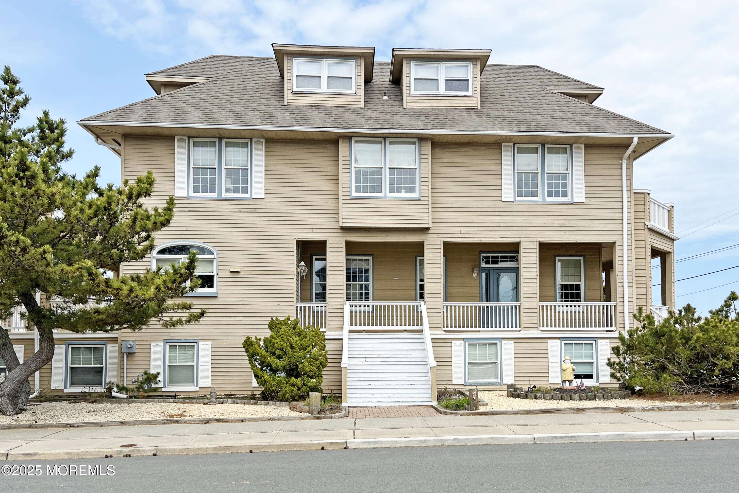 Seaside Park, NJ 08752,817 S Ocean Avenue