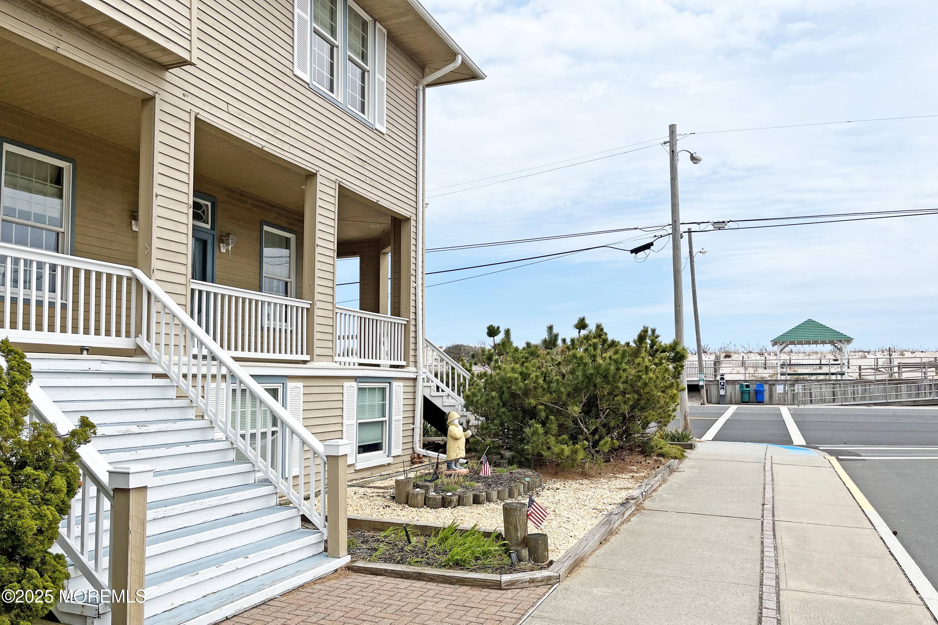Seaside Park, NJ 08752,817 S Ocean Avenue