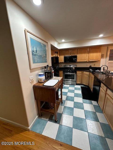 Point Pleasant Beach, NJ 08742,100 Riverside Place ##5