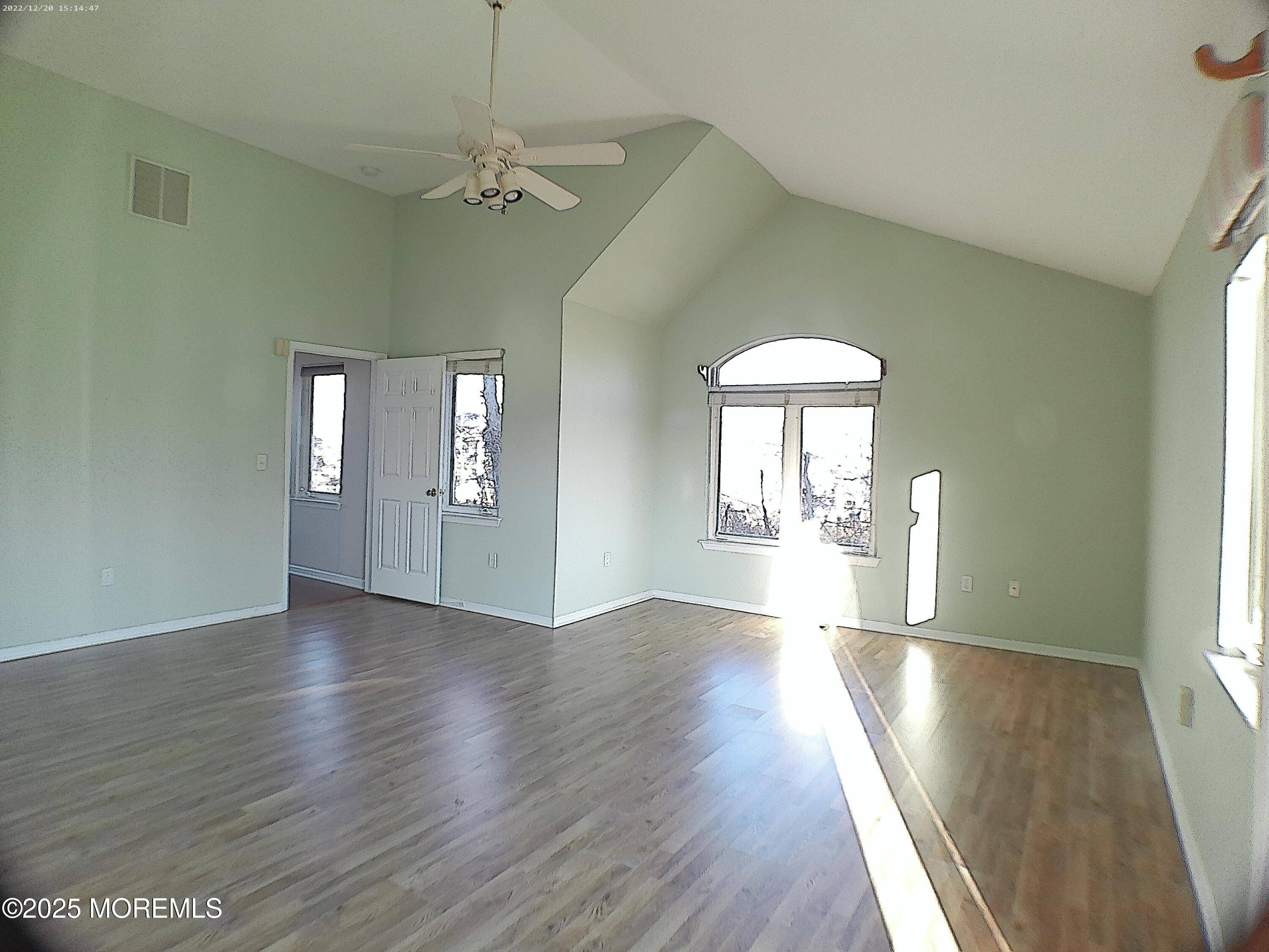 Long Branch, NJ 07740,28 Bayview Court