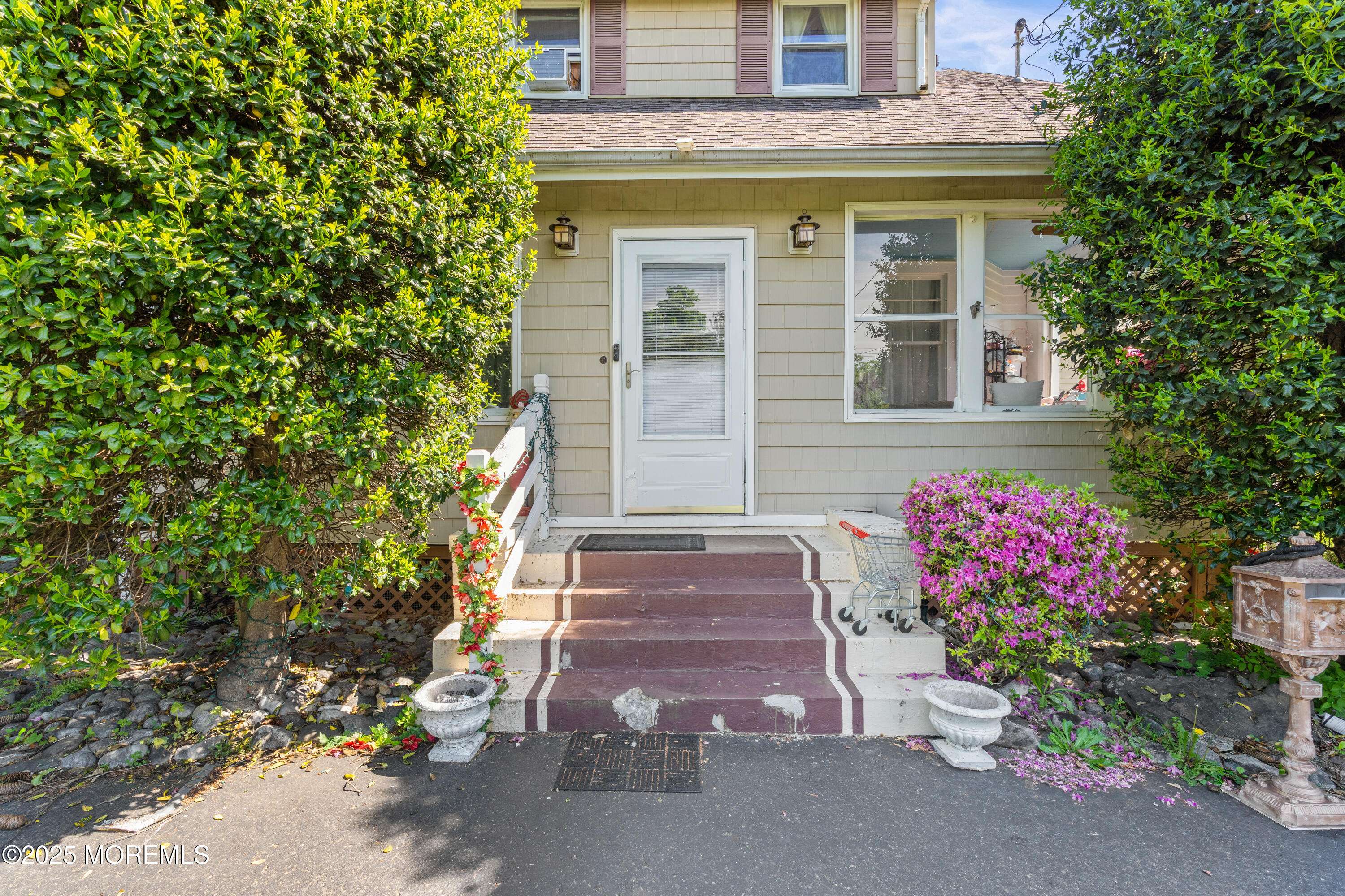 Long Branch, NJ 07740,329 Hollywood Avenue