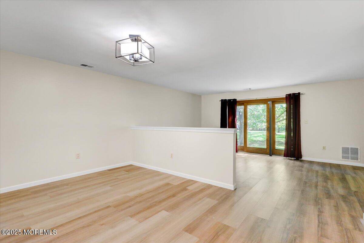 Freehold, NJ 07728,48 Scarborough Court #7