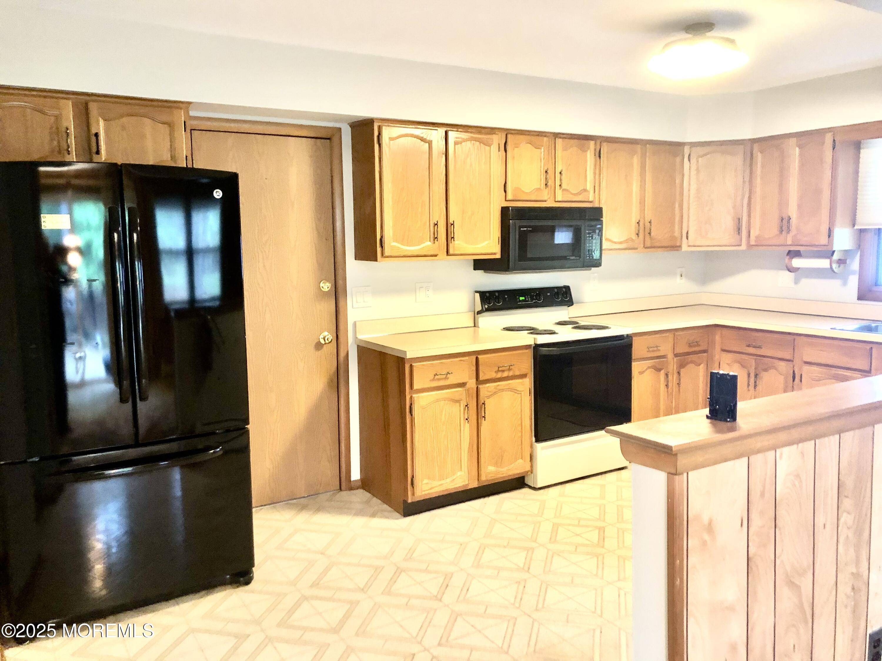 Toms River, NJ 08757,24 Upton Court