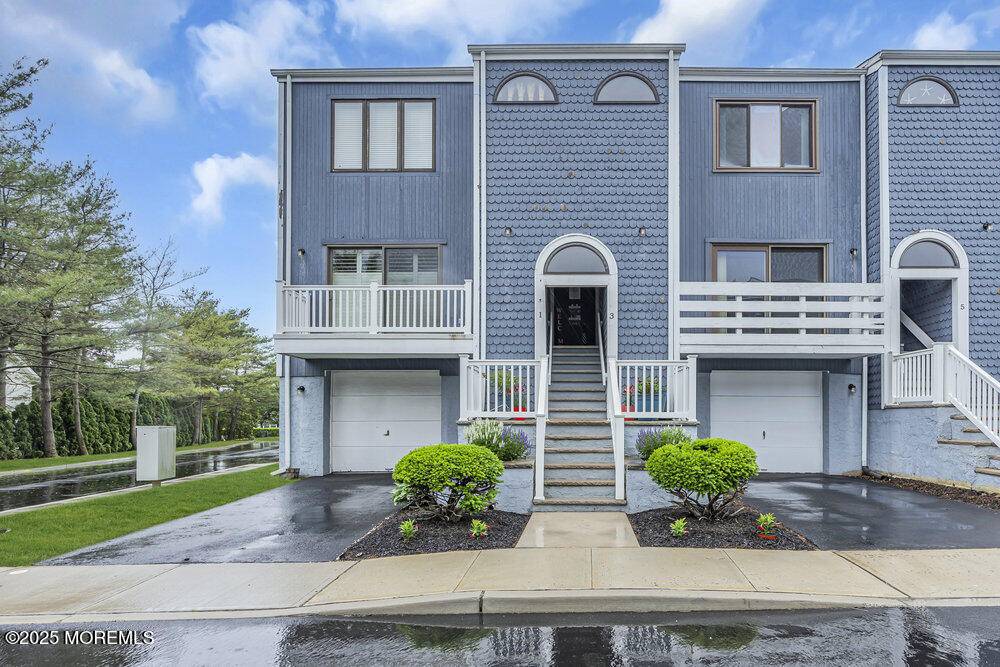 Brielle, NJ 08730,3 Black Pine Lane