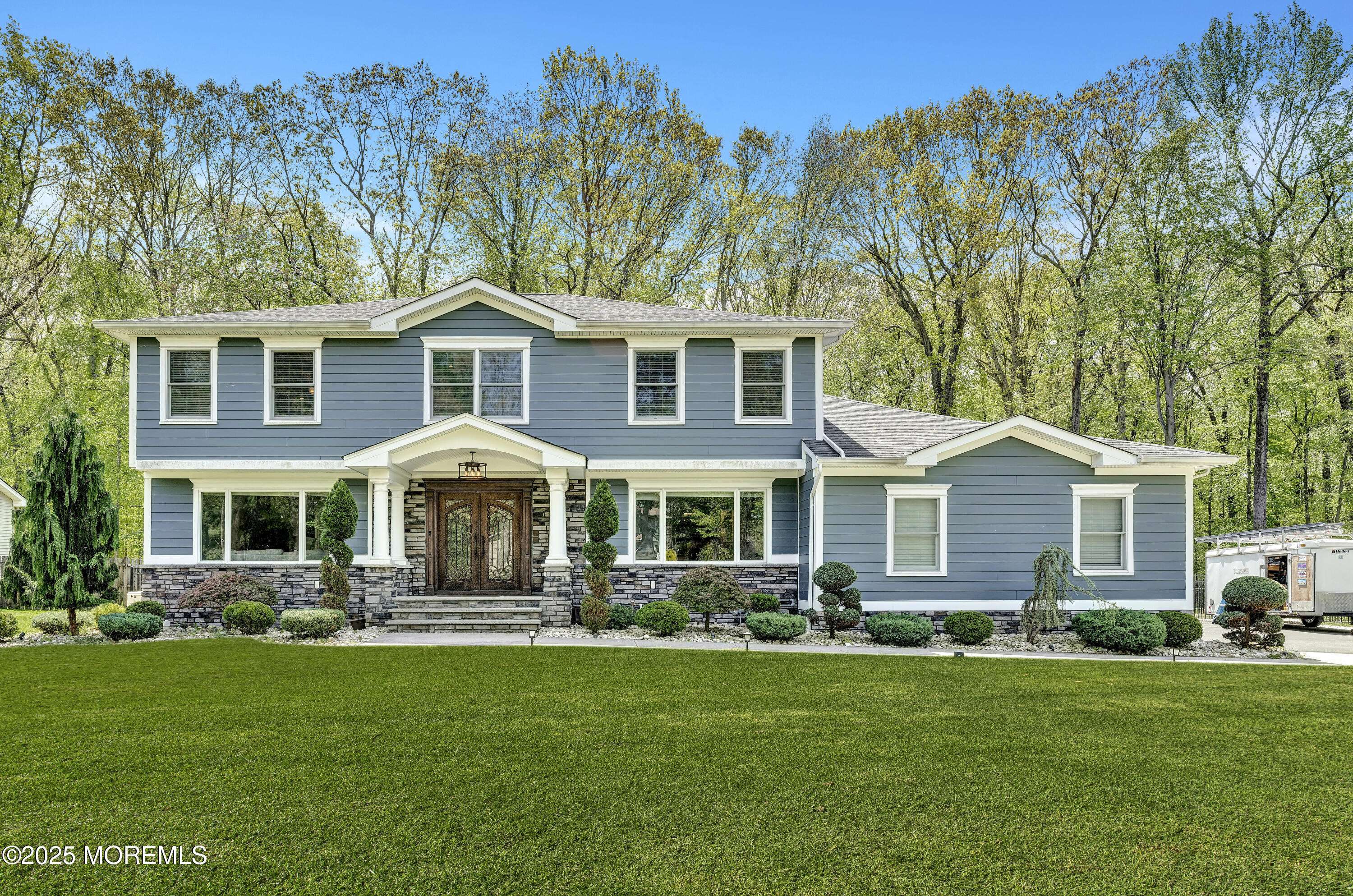 Manalapan, NJ 07726,25 Briar Hill Drive