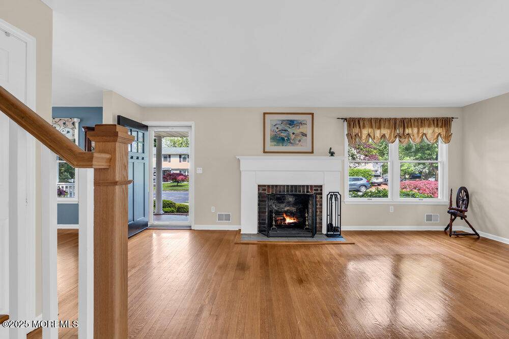 Fair Haven, NJ 07704,10 Forrest Avenue