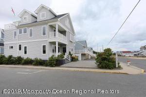 Manasquan, NJ 08736,573 Tarpon Avenue