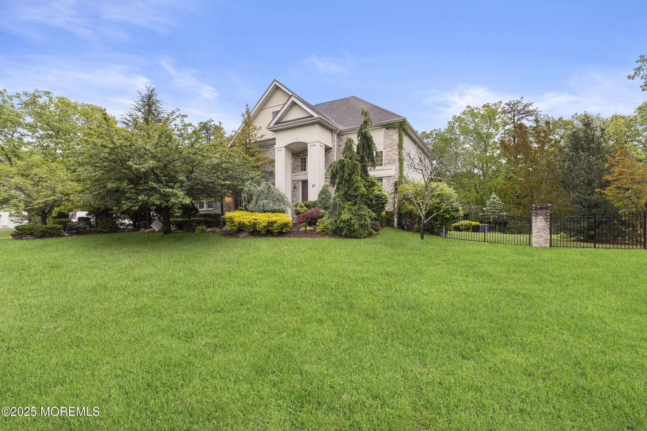 Jackson, NJ 08527,17 Meadow Run Court