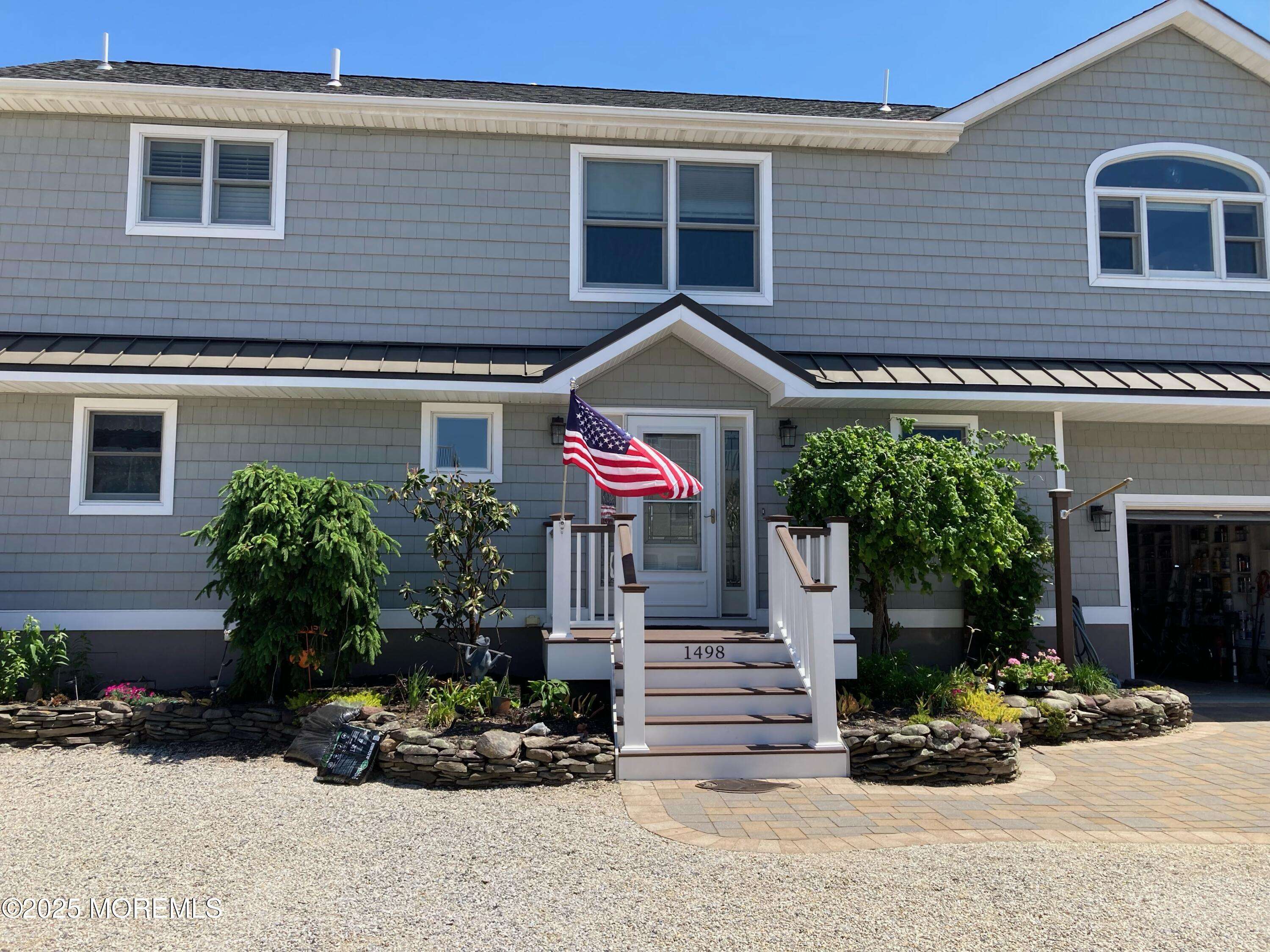 Manahawkin, NJ 08050,1498 Paul Boulevard