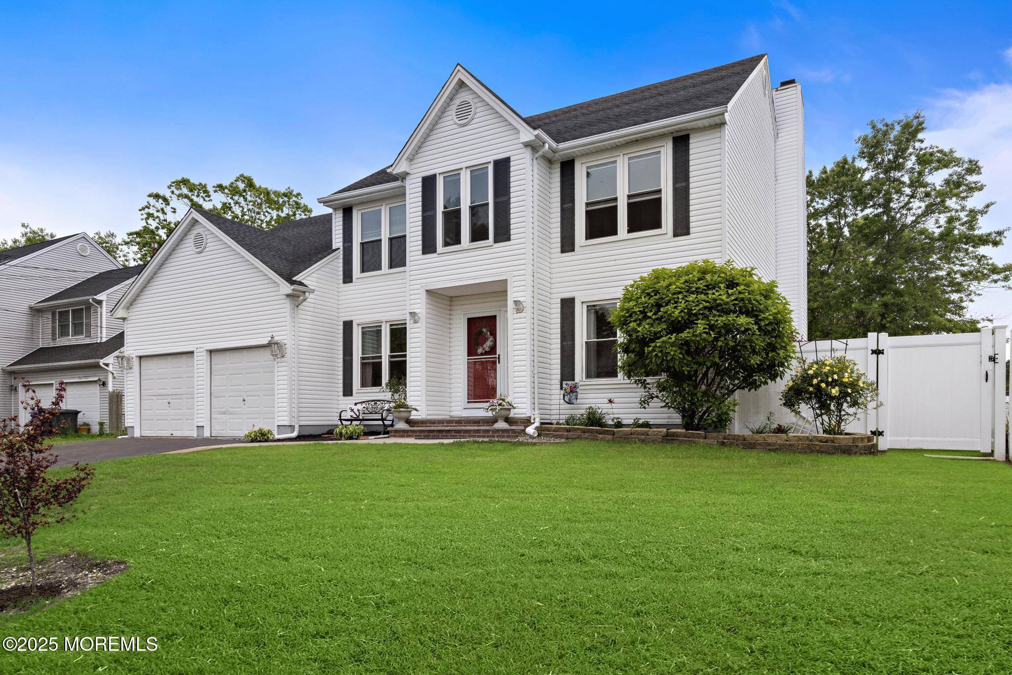 Manahawkin, NJ 08050,153 Neptune Drive