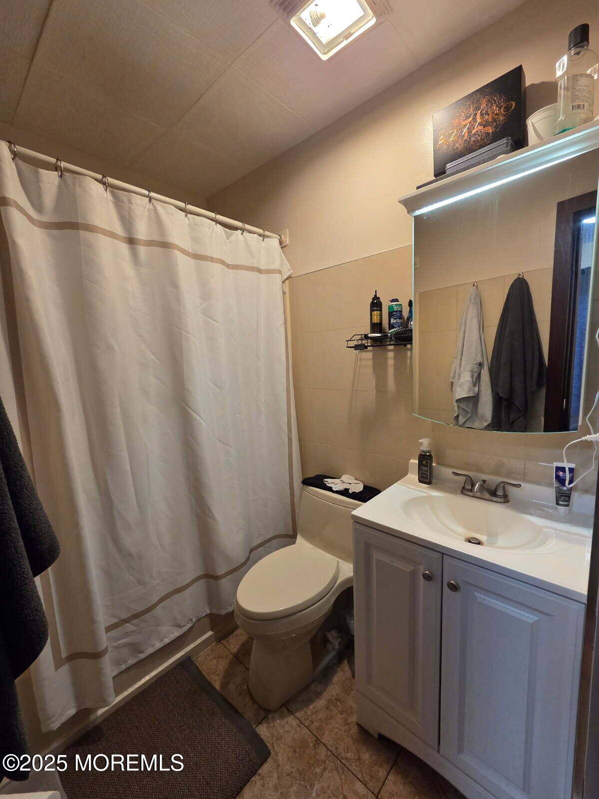 Keansburg, NJ 07734,37 Beachway Avenue