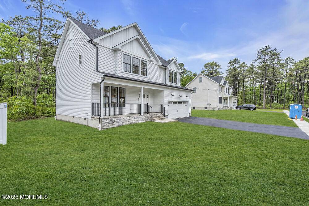Bayville, NJ 08721,428 Baker Avenue