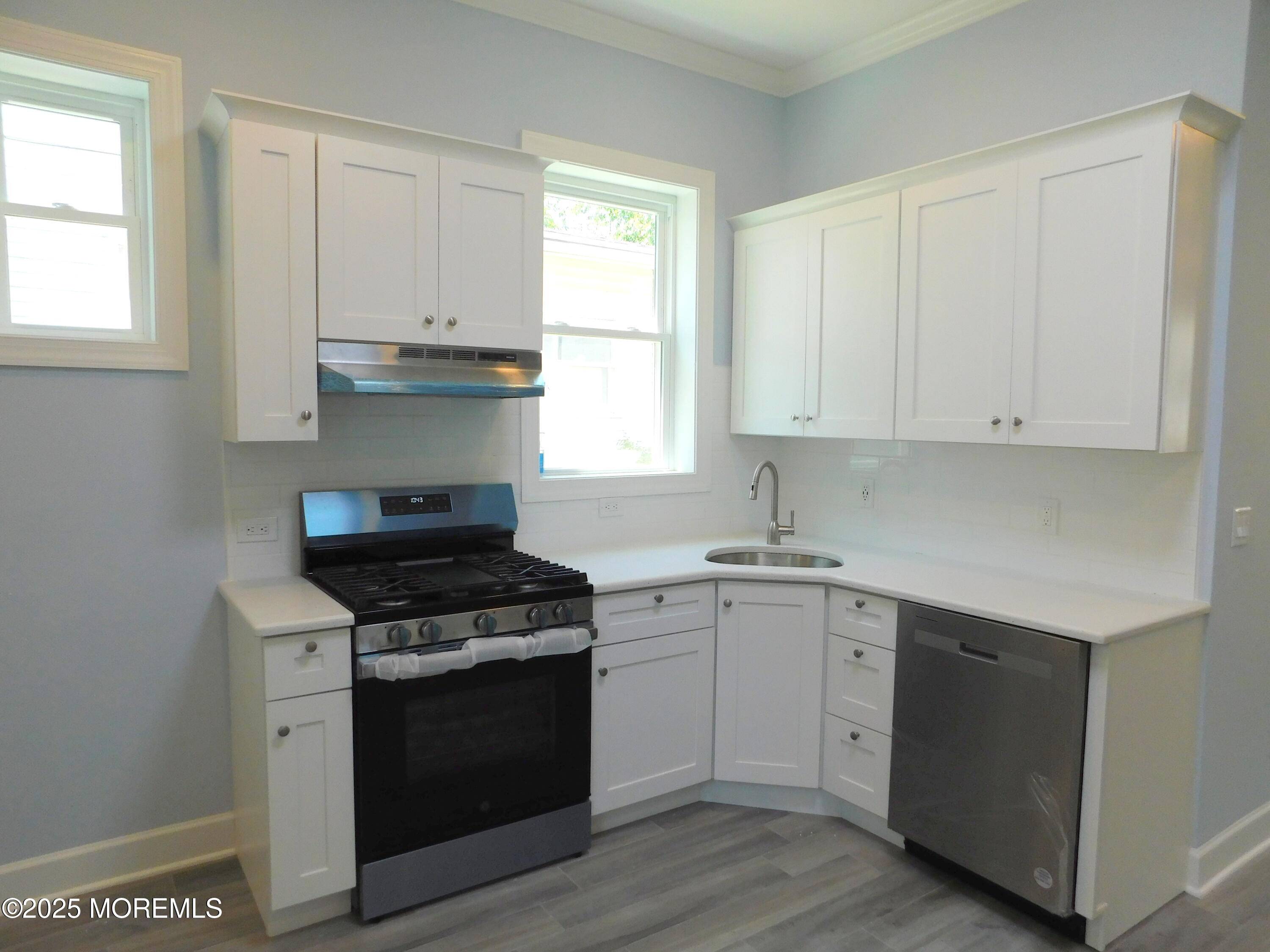 Red Bank, NJ 07701,95 River Street
