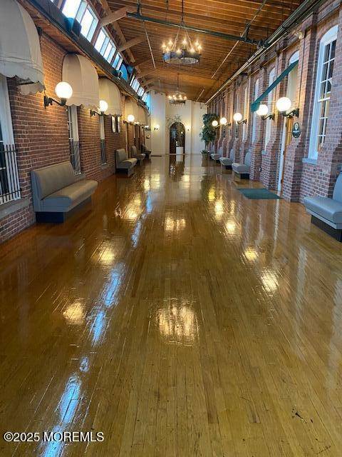 Red Bank, NJ 07701,2 Bridge Avenue #211