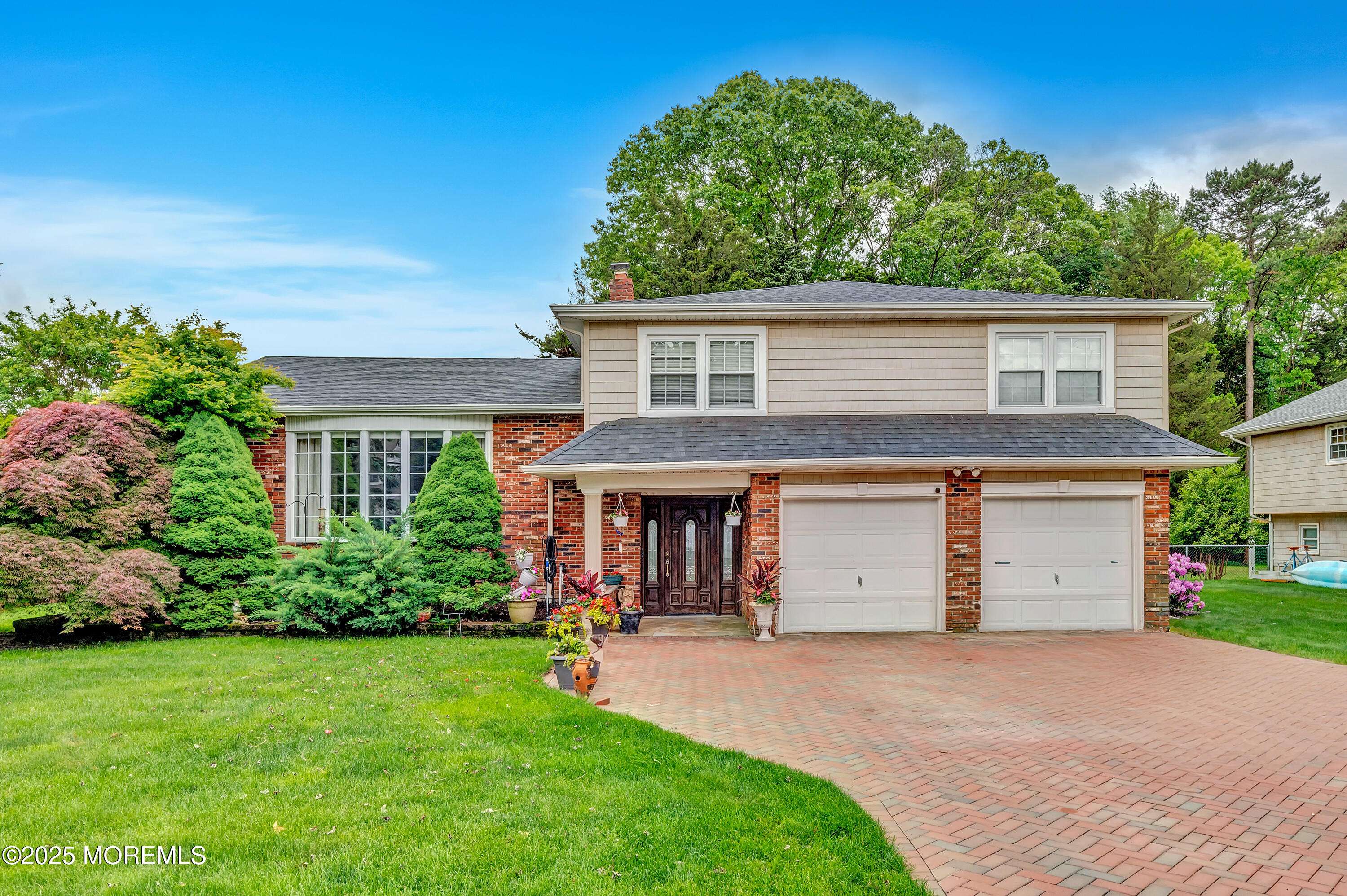 Toms River, NJ 08753,871 W Briar Avenue
