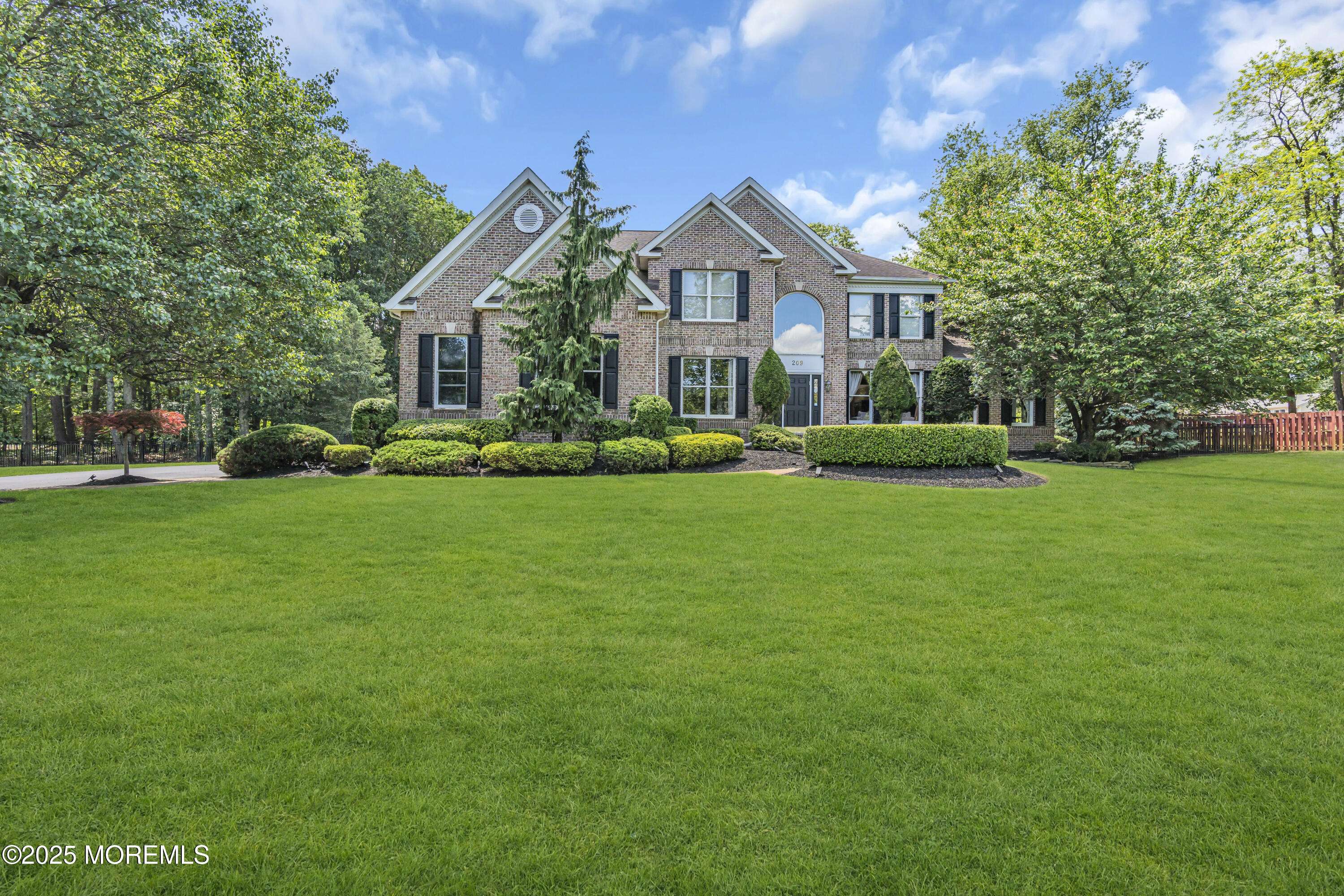 Manalapan, NJ 07726,209 Shepard Way