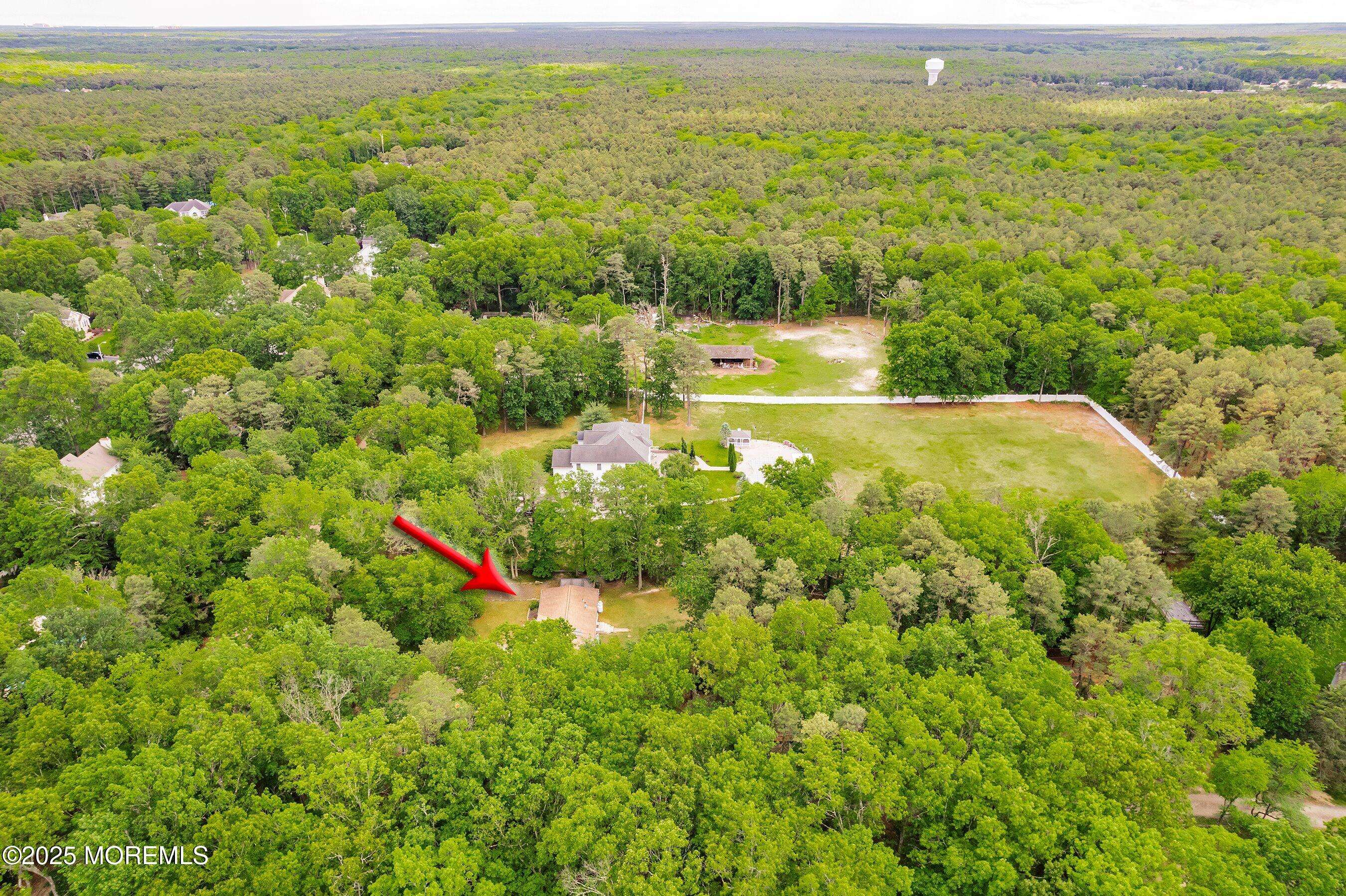 Jackson, NJ 08527,846 Perrineville Road