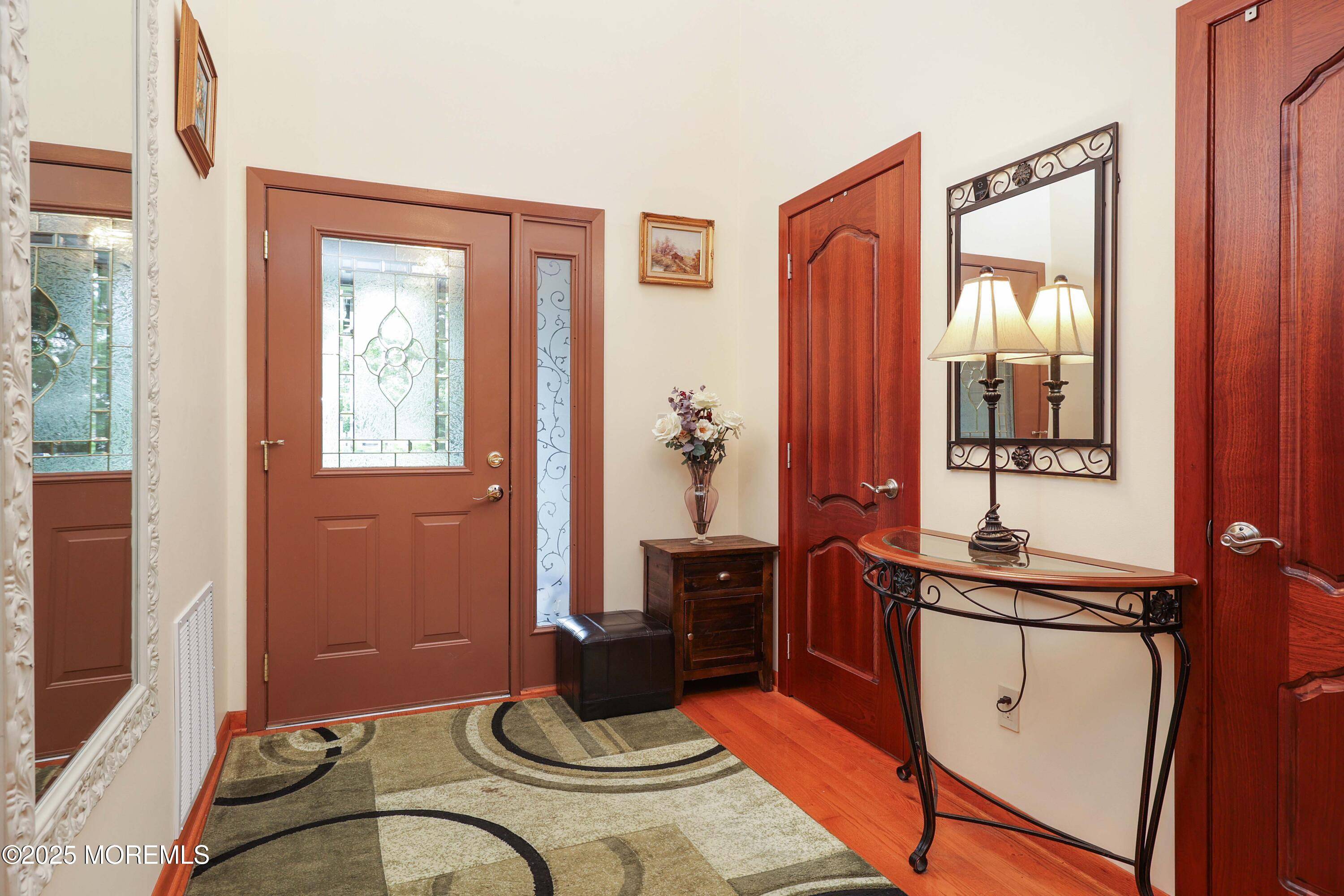 Manalapan, NJ 07726,407 Oak Knoll Drive #40-7