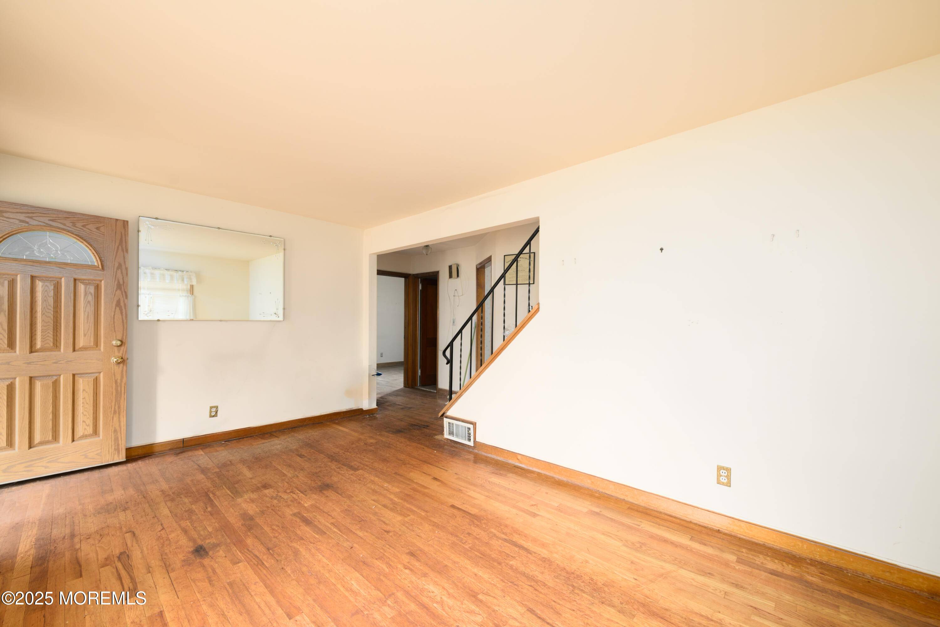 Kenilworth, NJ 07033,644 Monmouth Avenue