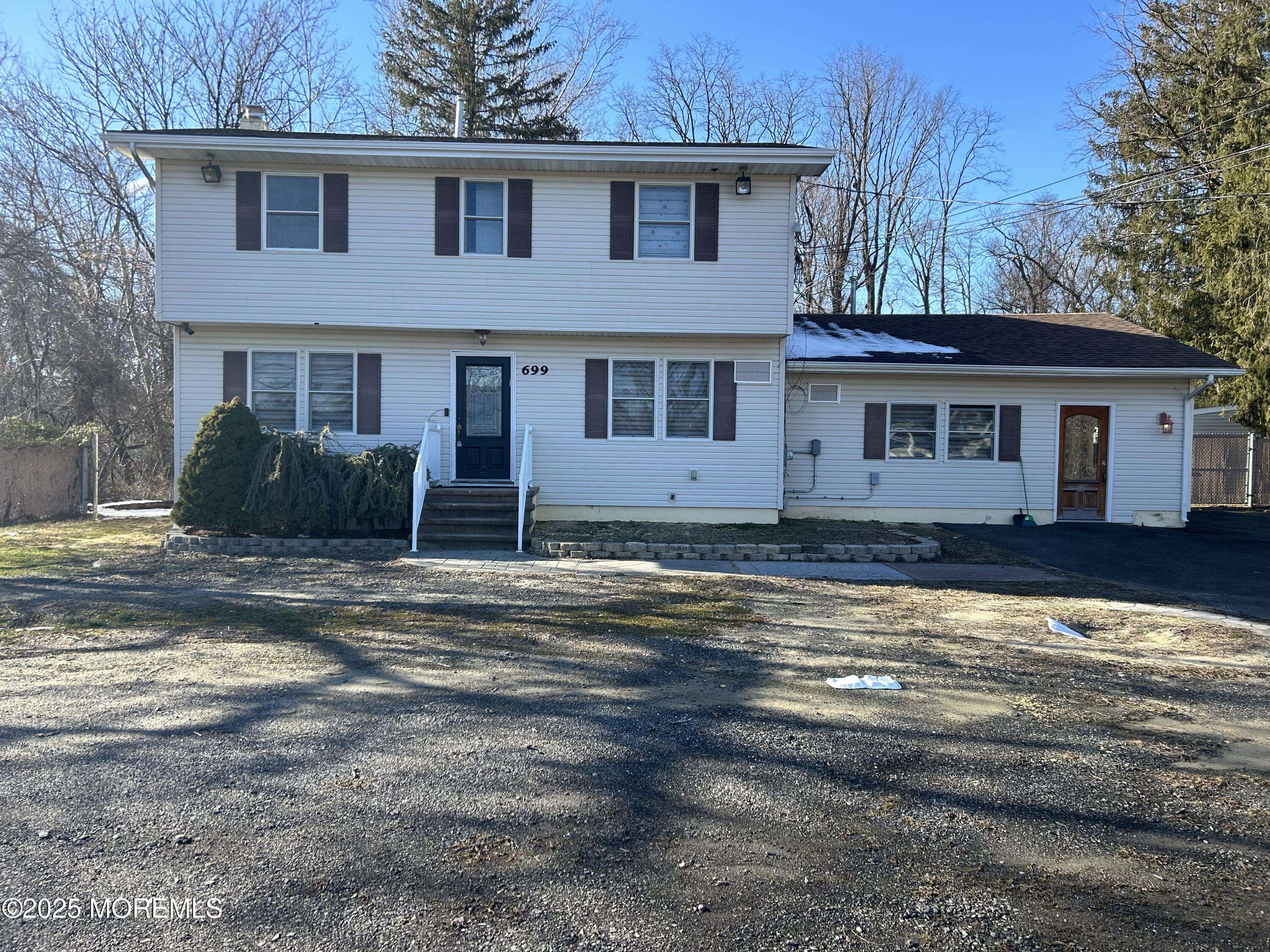 Manalapan, NJ 07726,699 Tennent Road