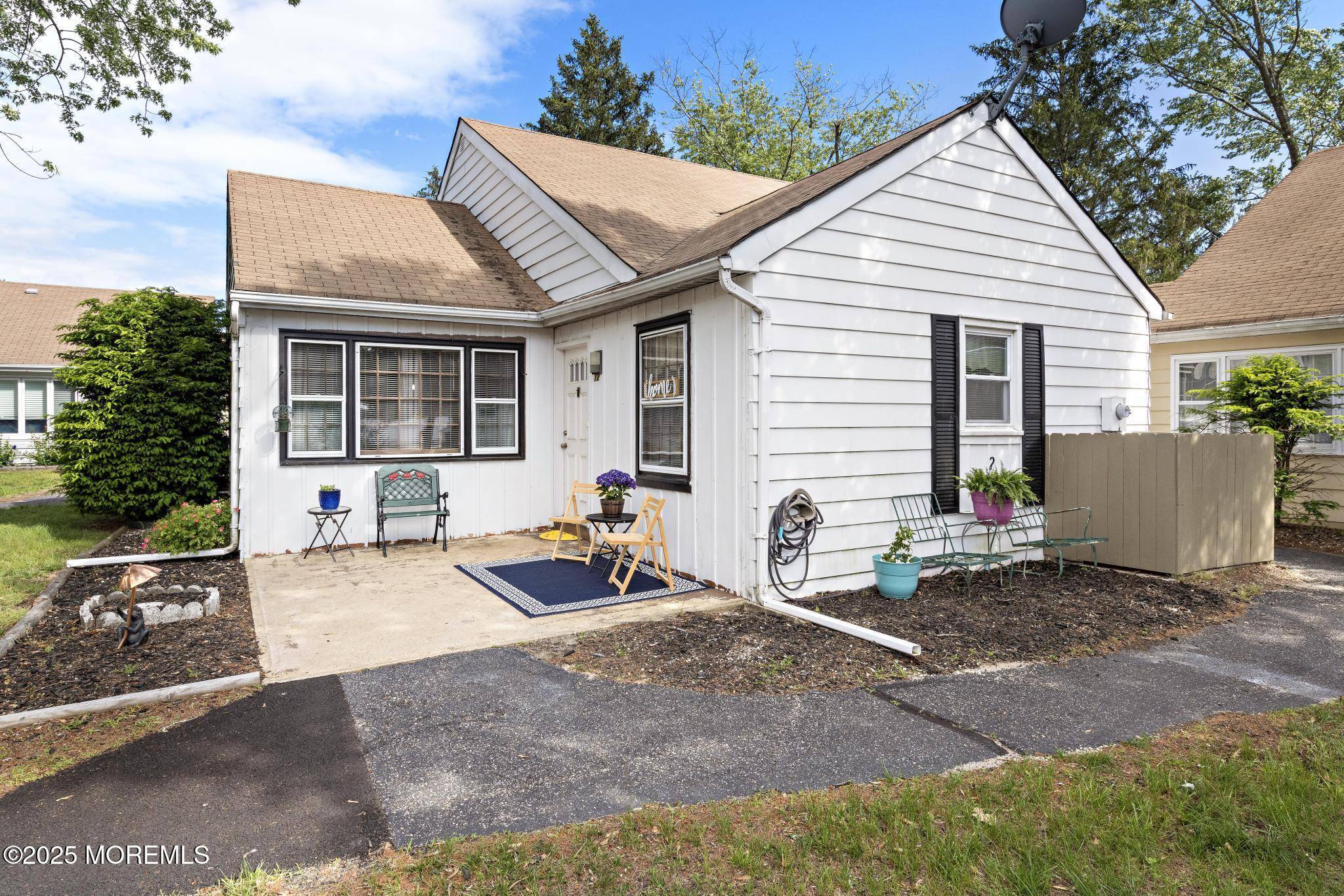Toms River, NJ 08753,12 Dover Walk