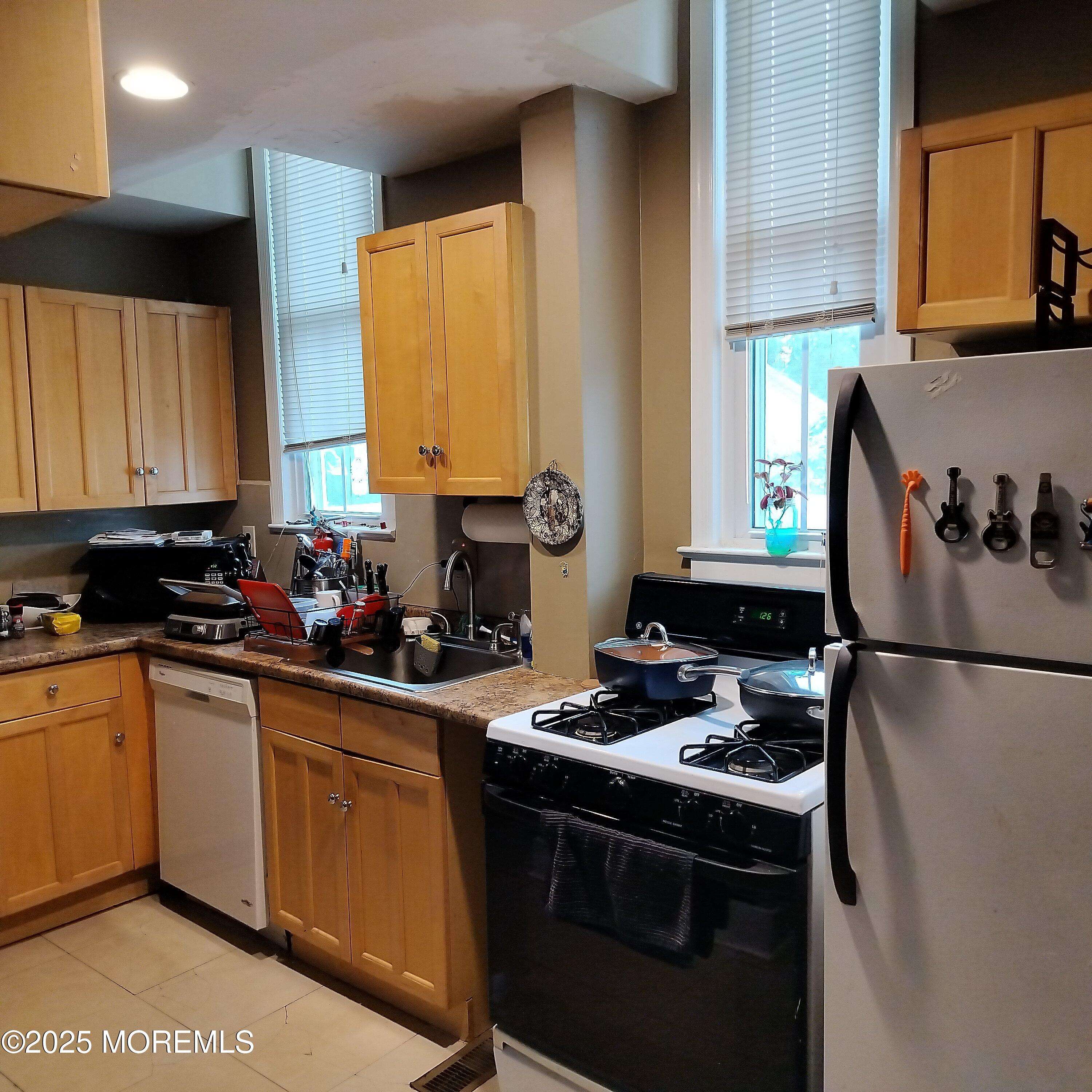 Asbury Park, NJ 07712,410 Sixth Avenue ##1E