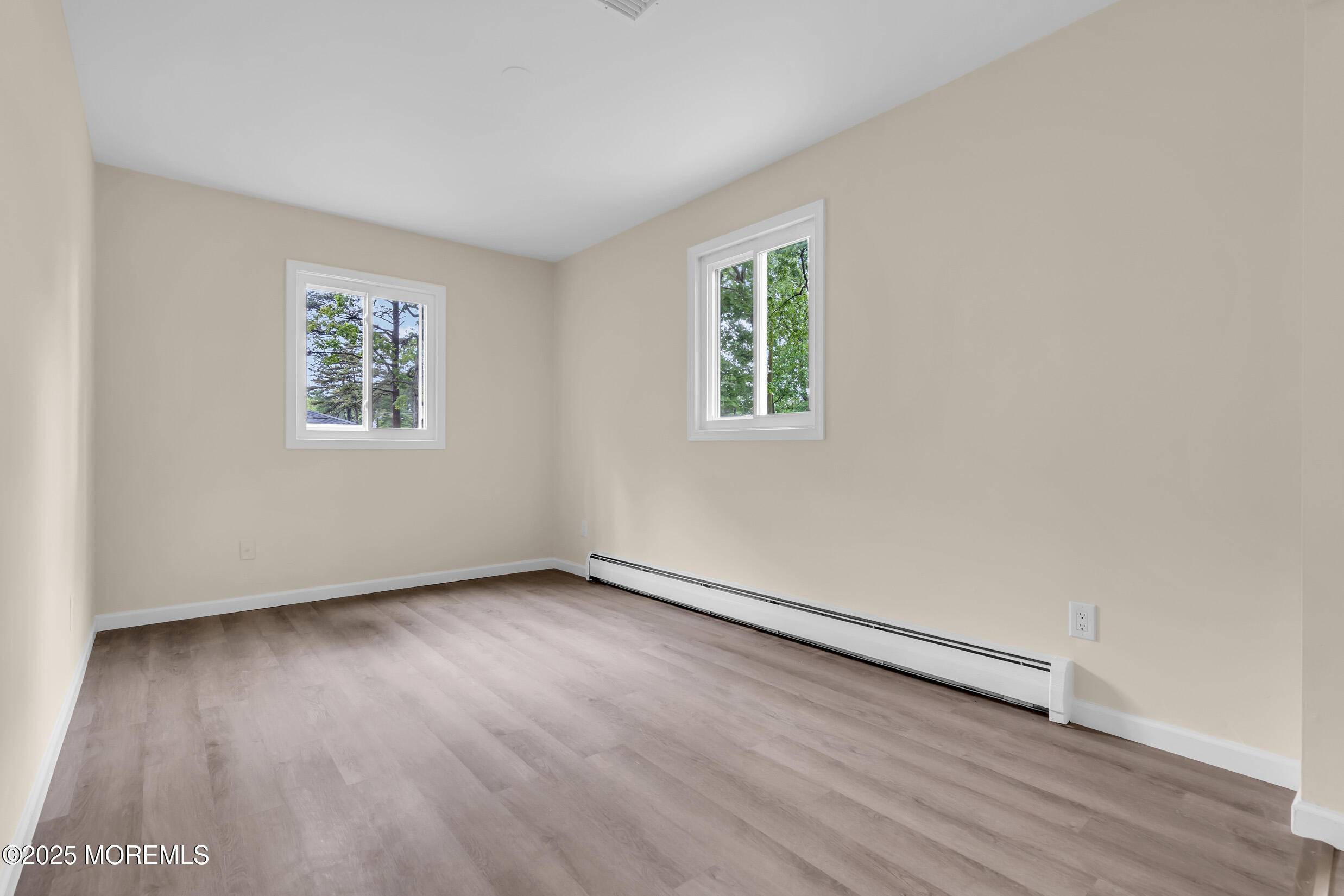 Manchester, NJ 08759,8 S Heron Street