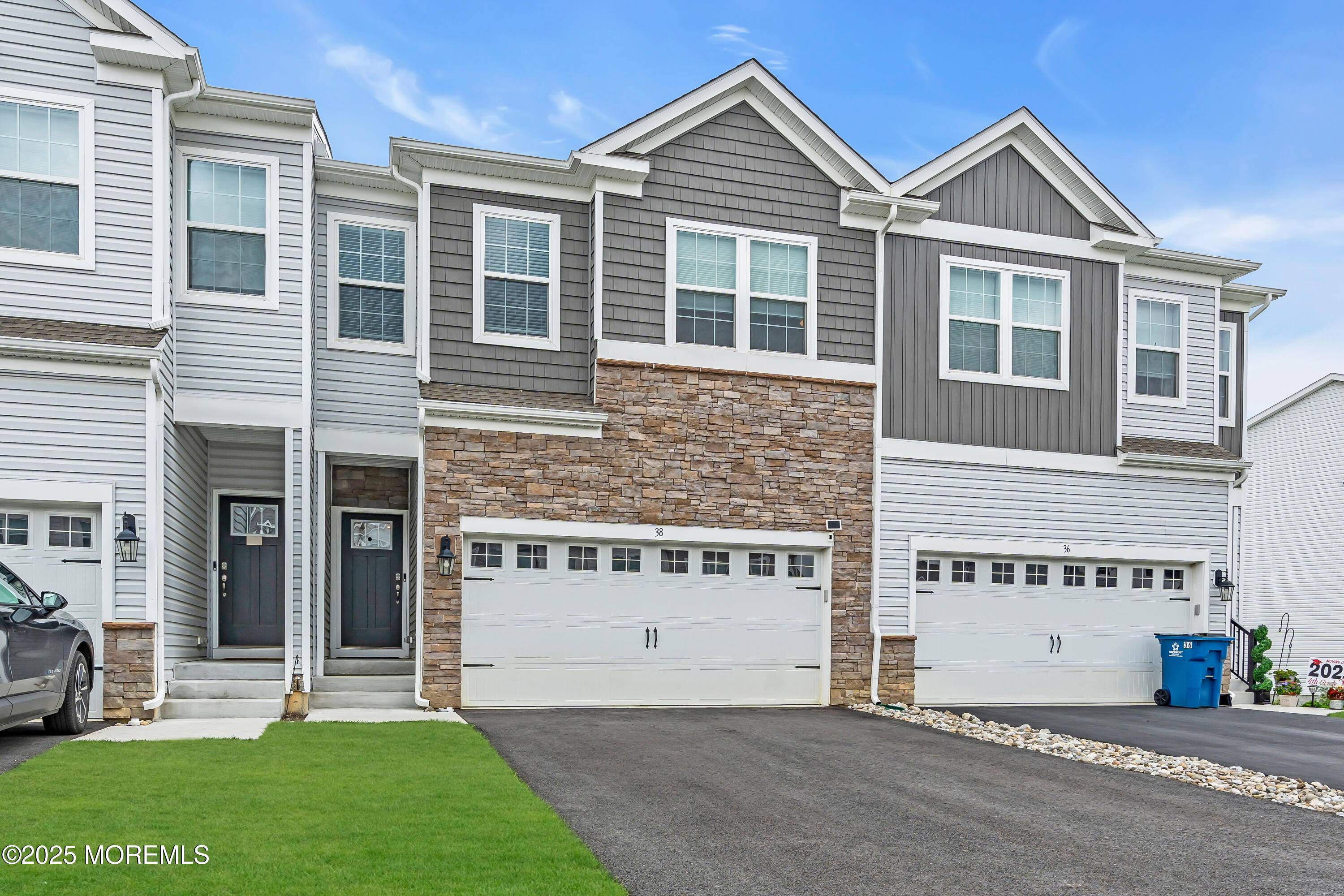Jackson, NJ 08527,38 Mantoloking Drive