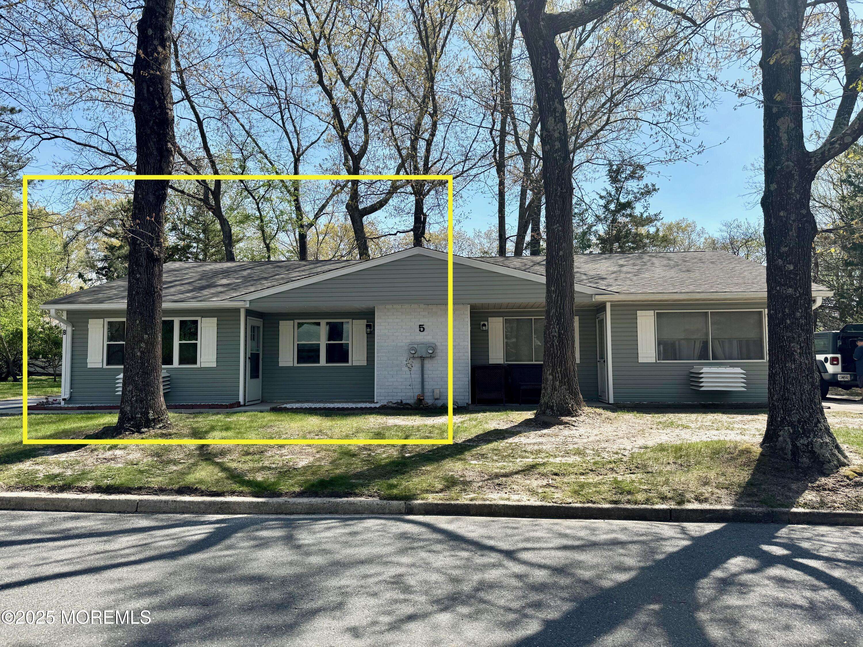 Whiting, NJ 08759,5 Nevada Drive