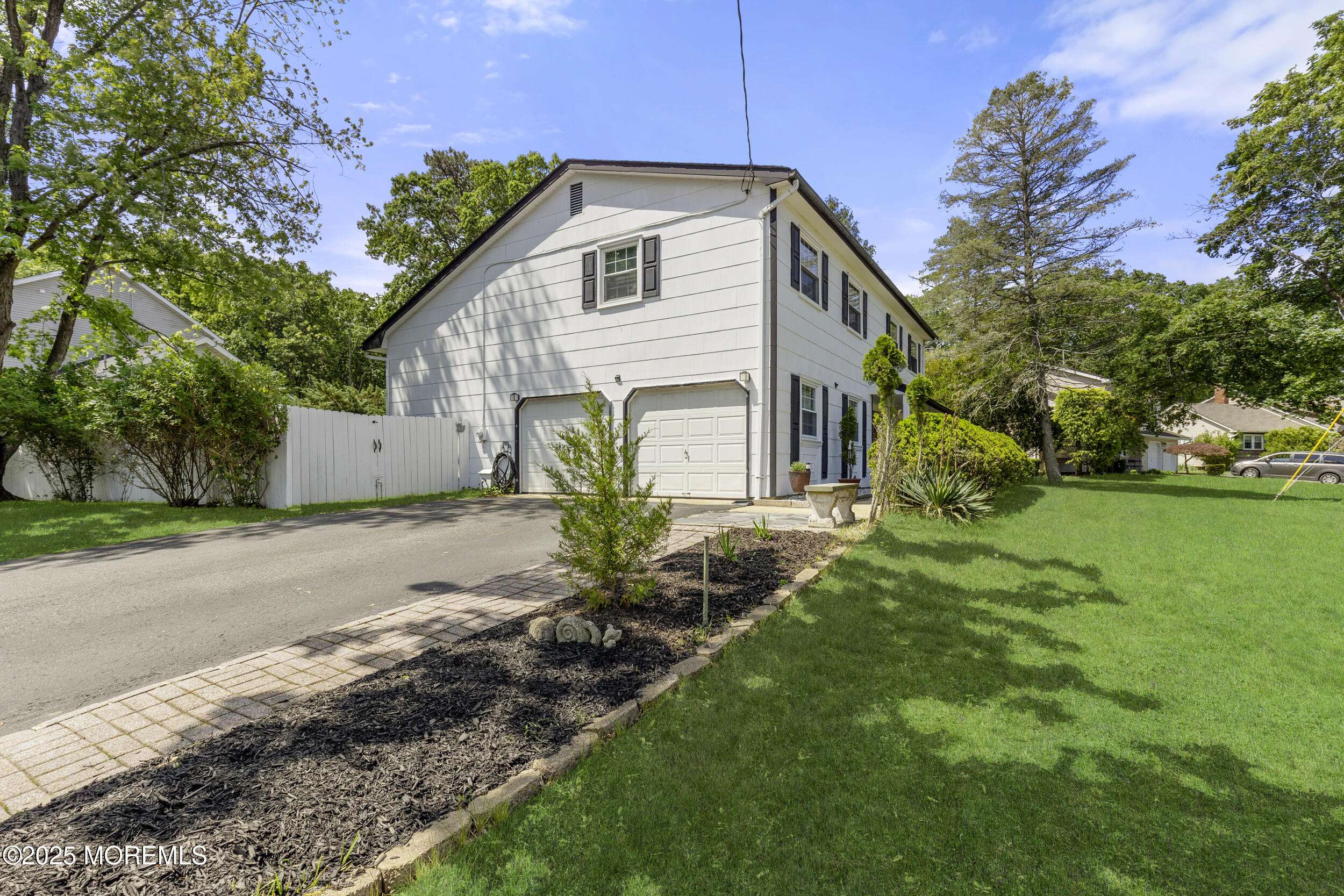 Howell, NJ 07731,90 Old Bridge Drive