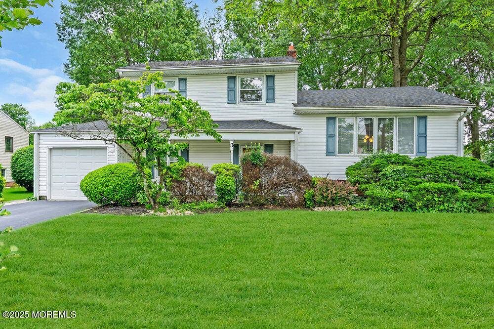 Iselin, NJ 08830,3 Topaz Lane