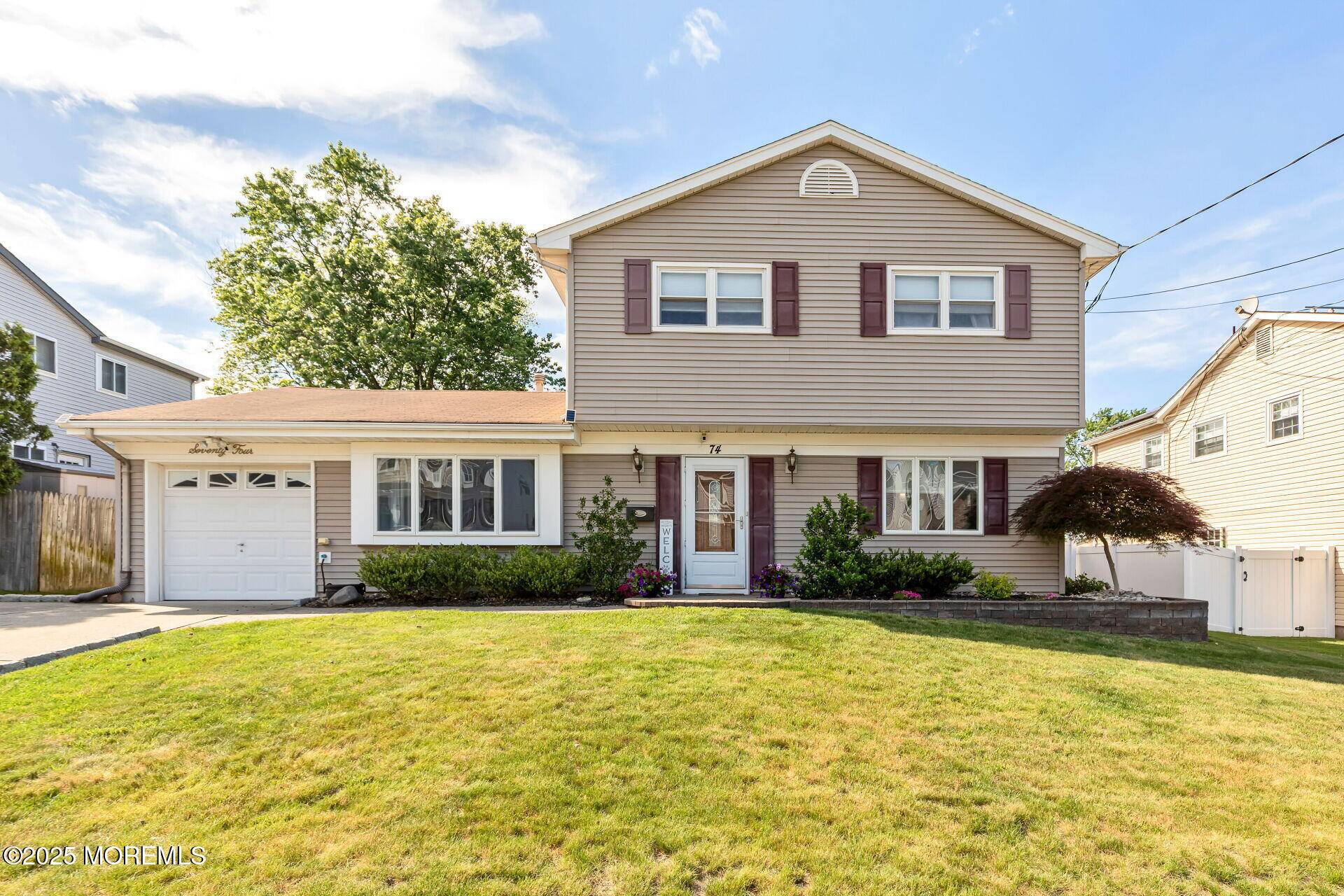 Hazlet, NJ 07730,74 Briscoe Terrace