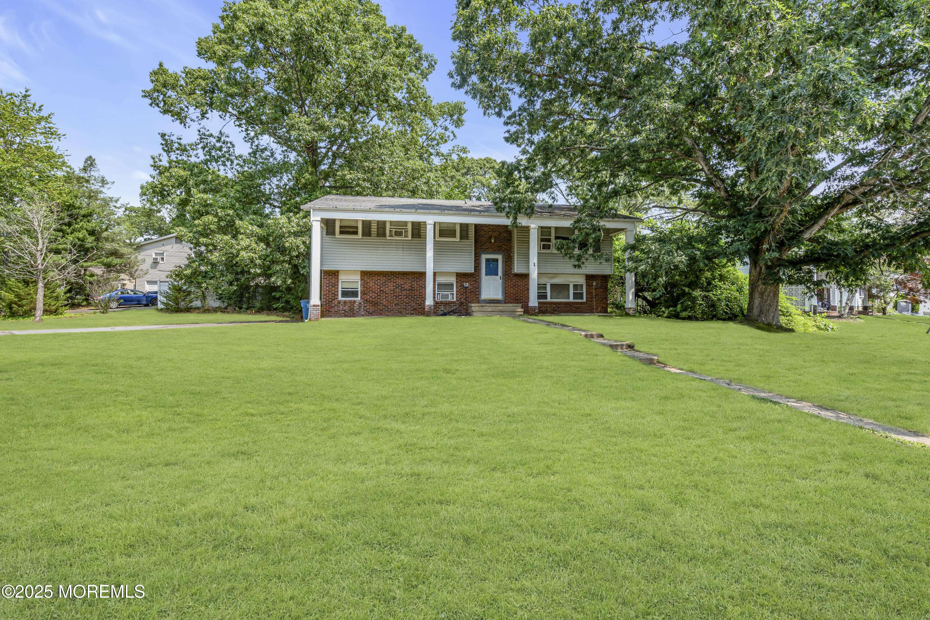 Jackson, NJ 08527,1 Texas Drive