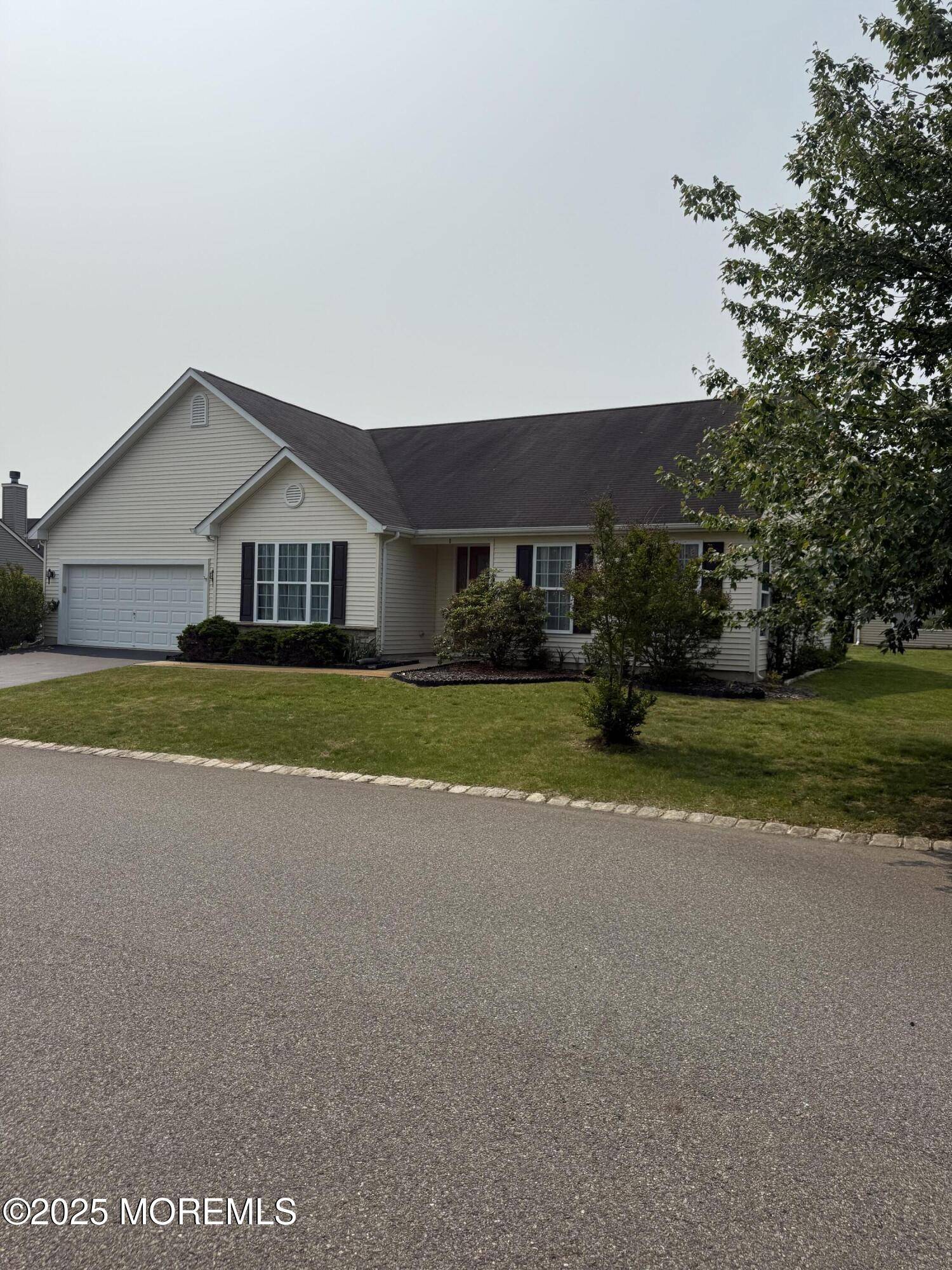 Whiting, NJ 08759,8 Tisdale Road