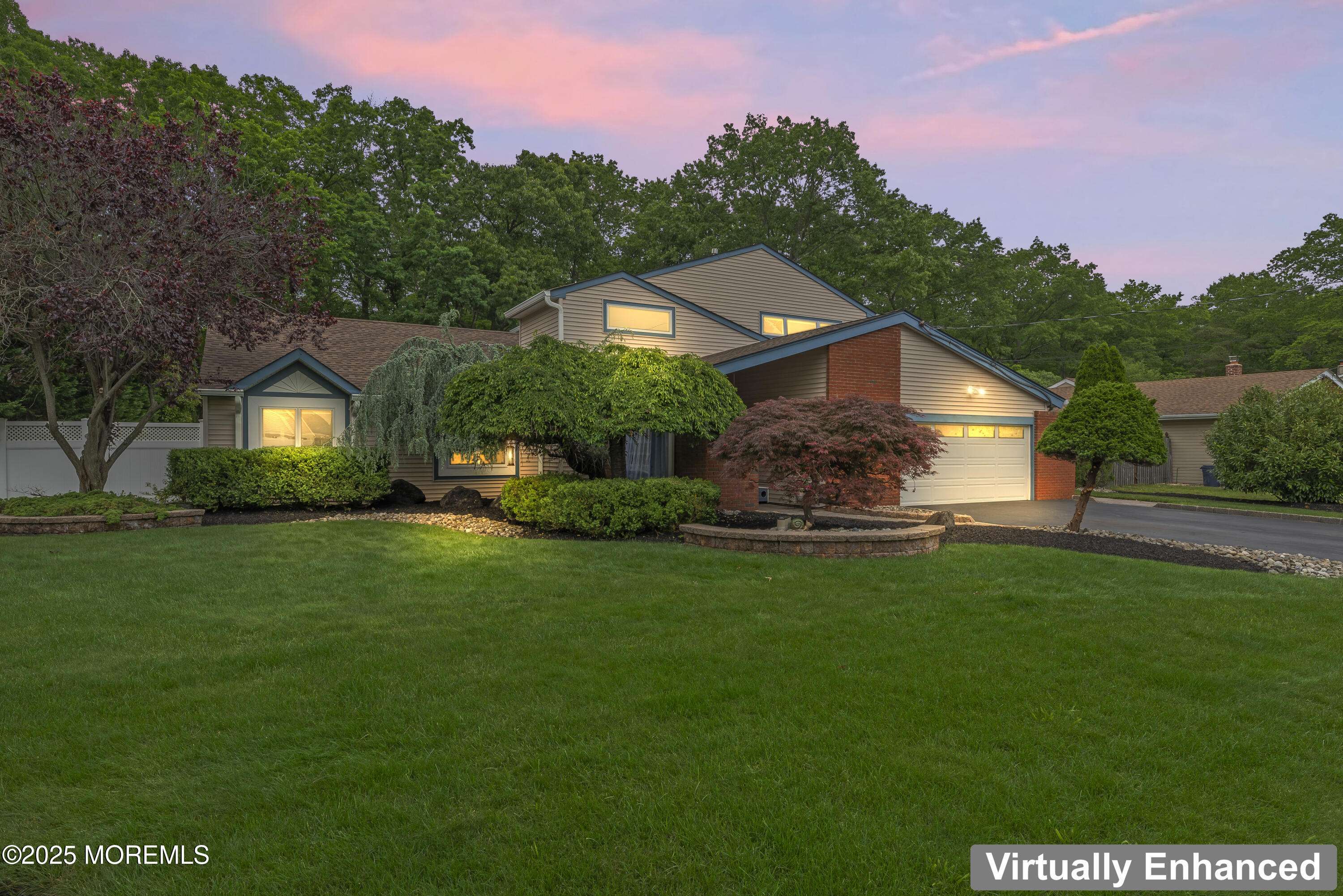 Howell, NJ 07731,28 Sugarbush Road