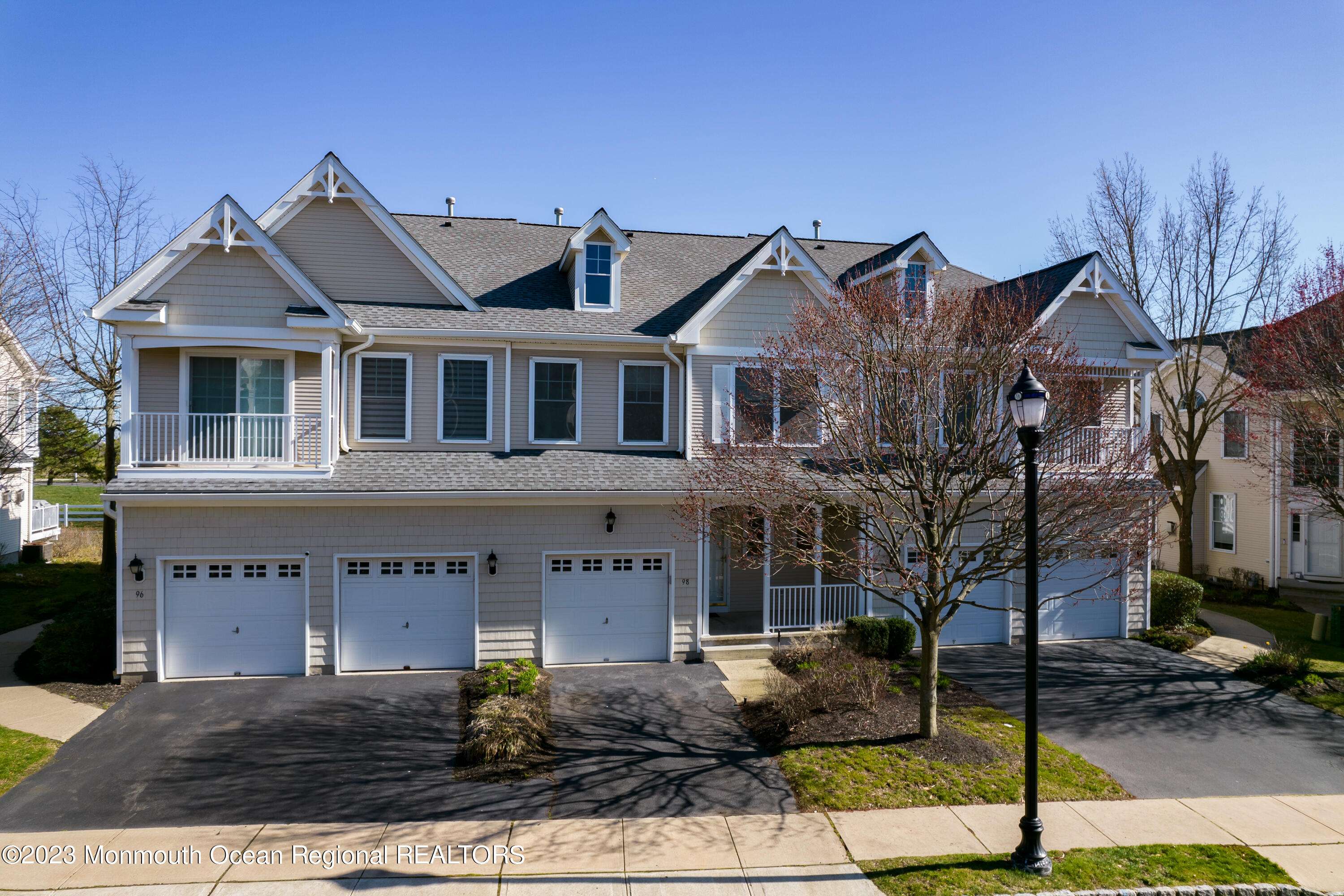 South Amboy, NJ 08878,98 Shore Drive S