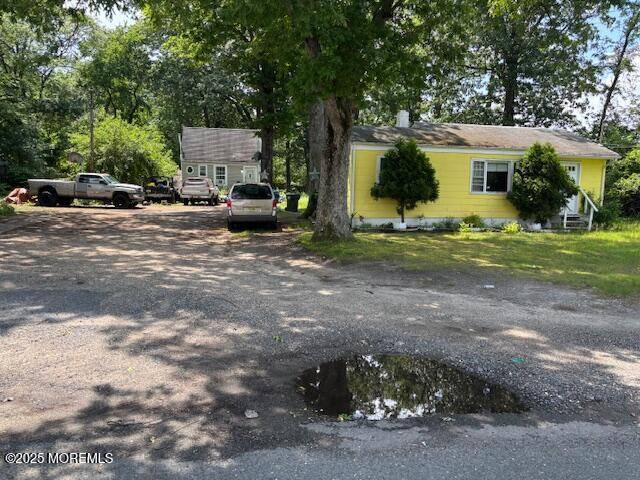 Howell, NJ 07731,1300 Us Highway 9